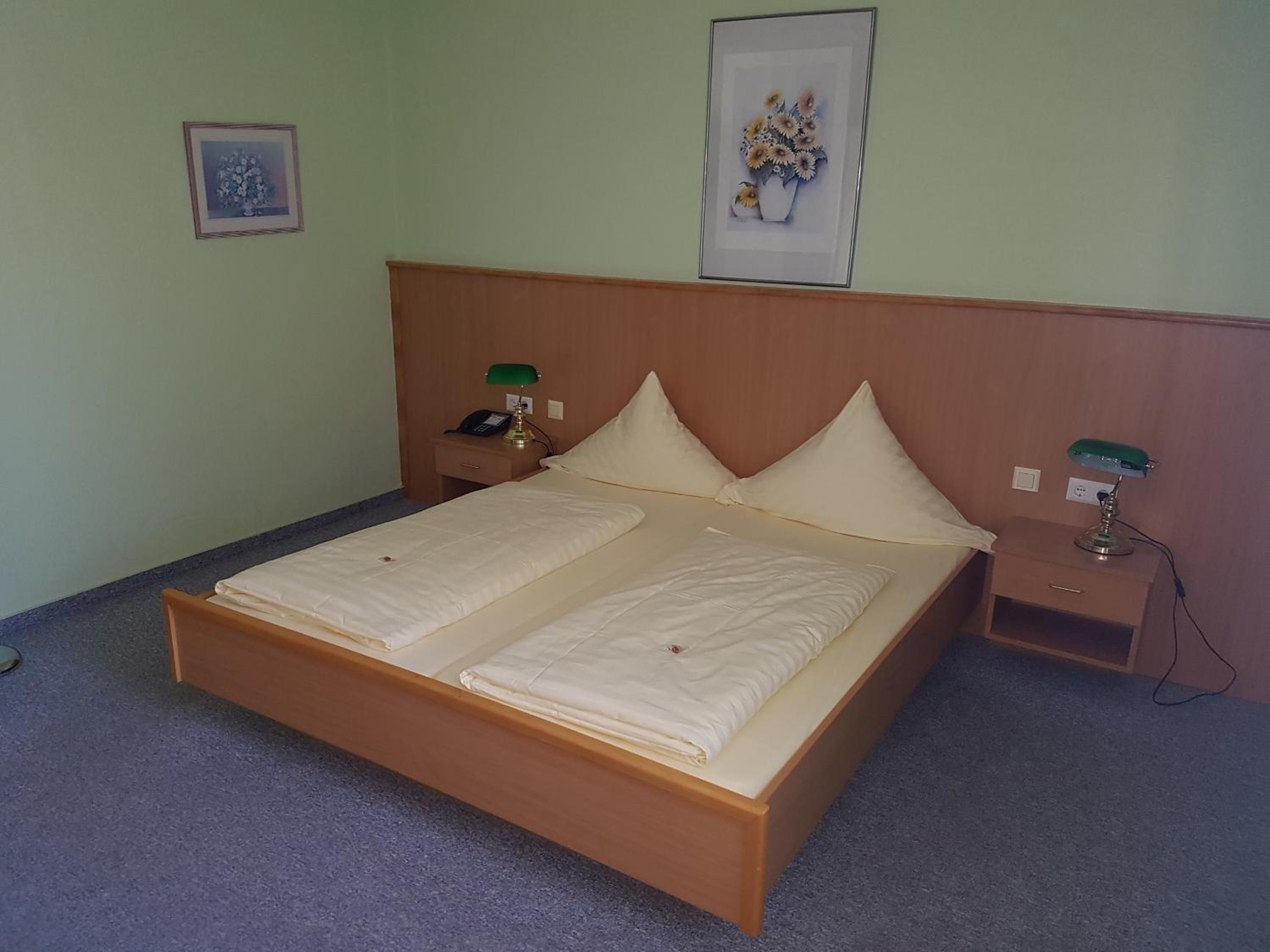 Double Room - Photo 3