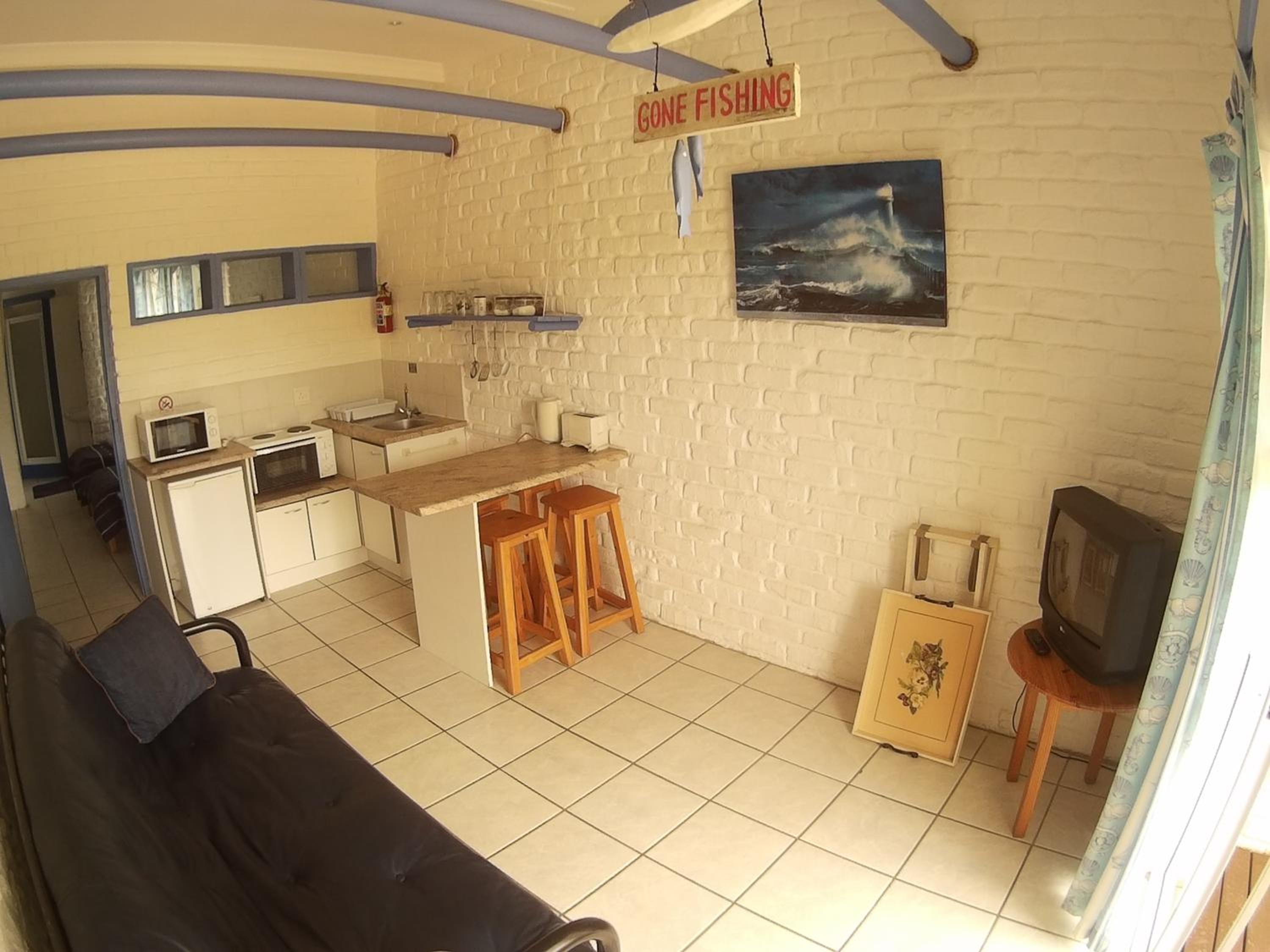 Cottage with Twin Beds photo 3