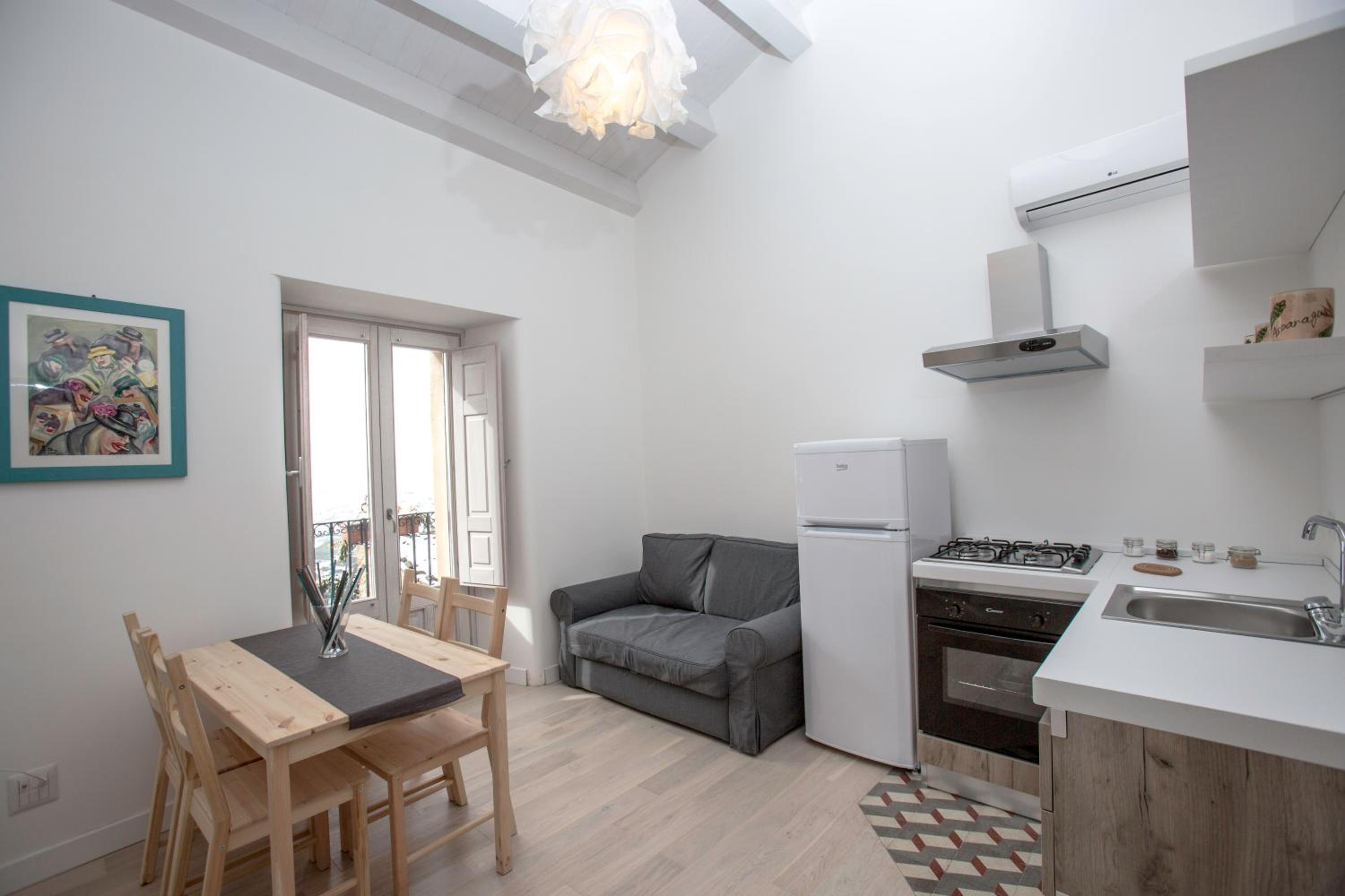 Apartment - Photo 4