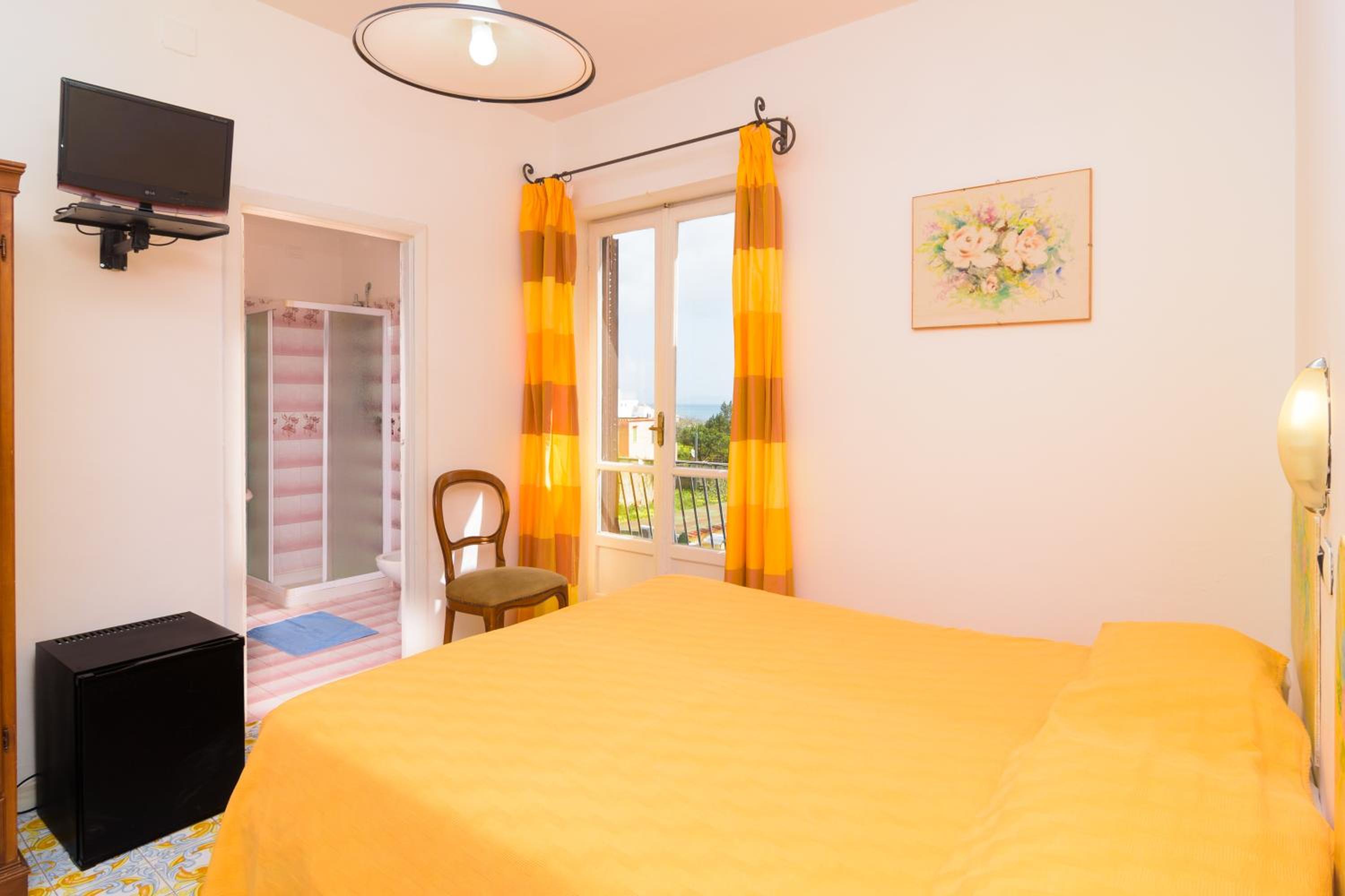 Standard Double or Twin Room with Sea View