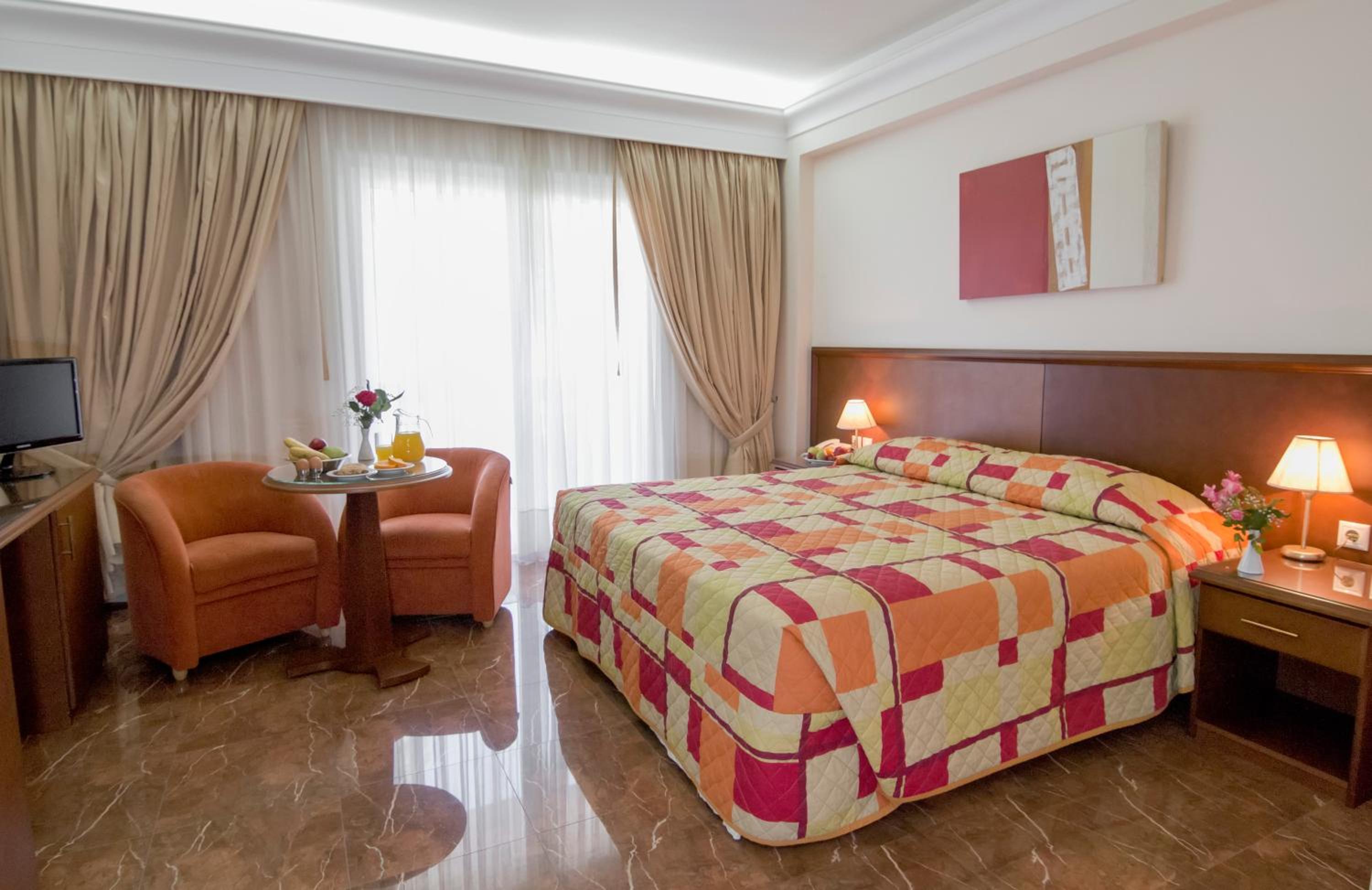 Superior Double or Twin Room - Photo 5