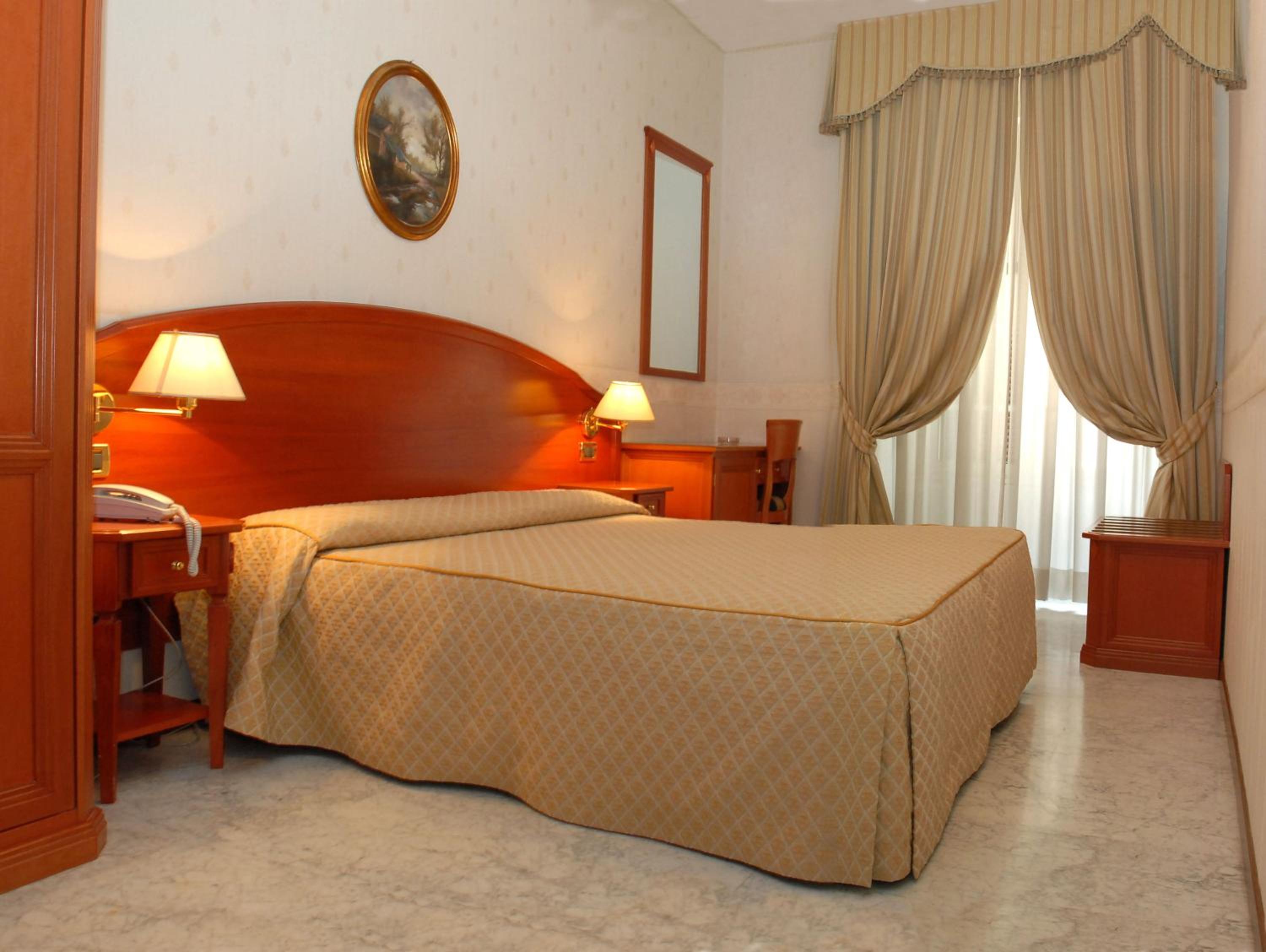 Superior Double or Twin Room photo 2