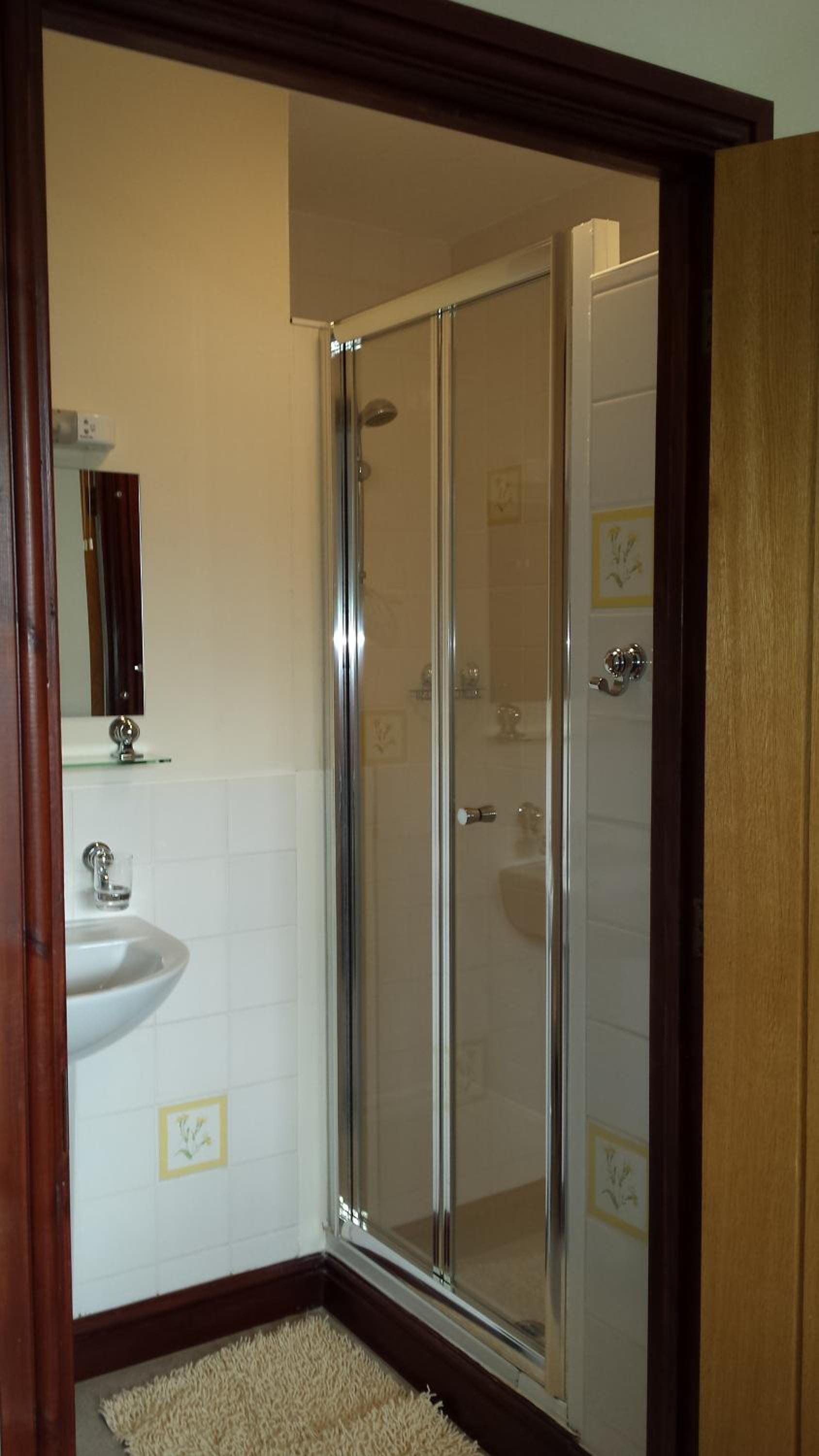 Double Room - Photo 3