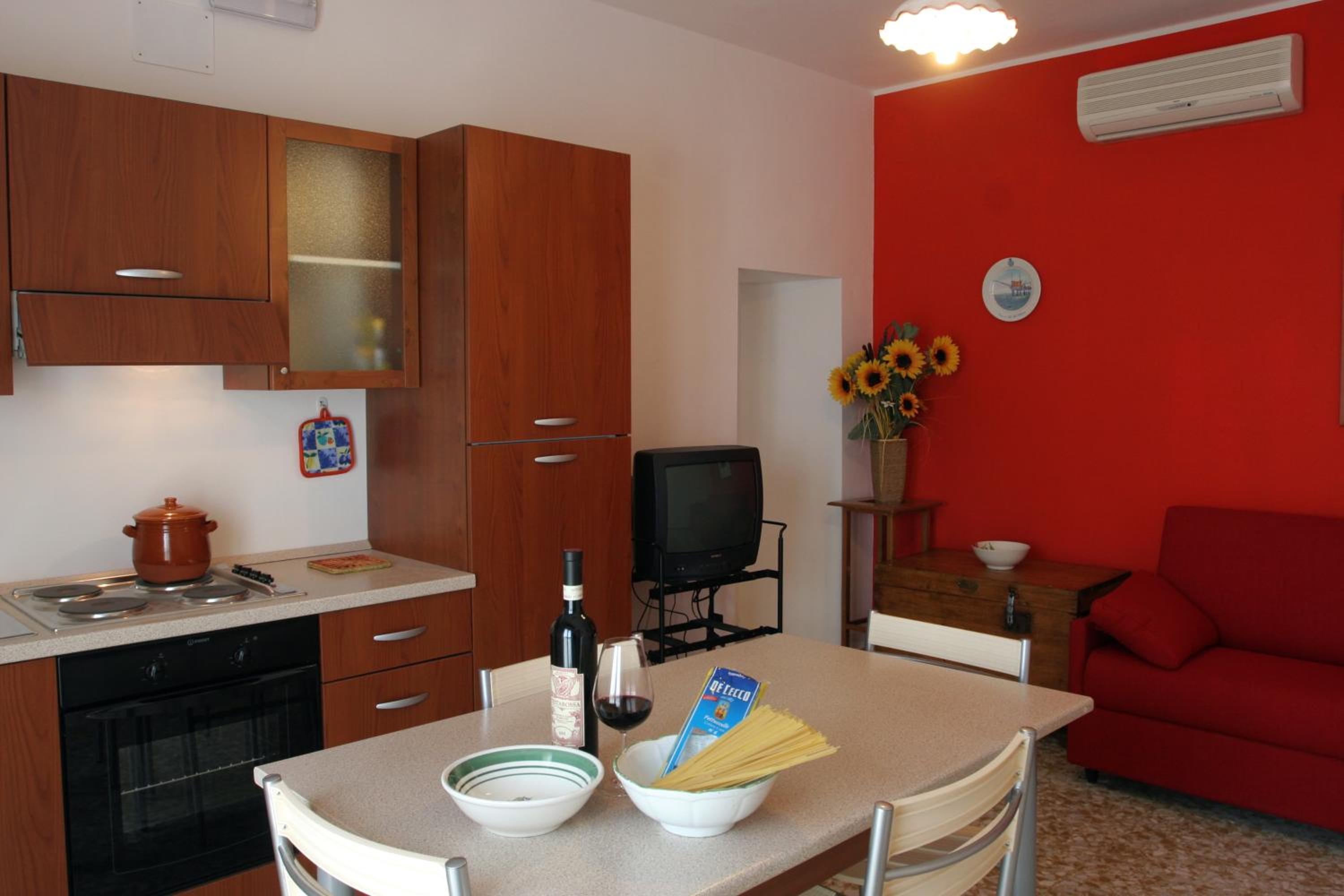 Two-Bedroom Apartment photo 2