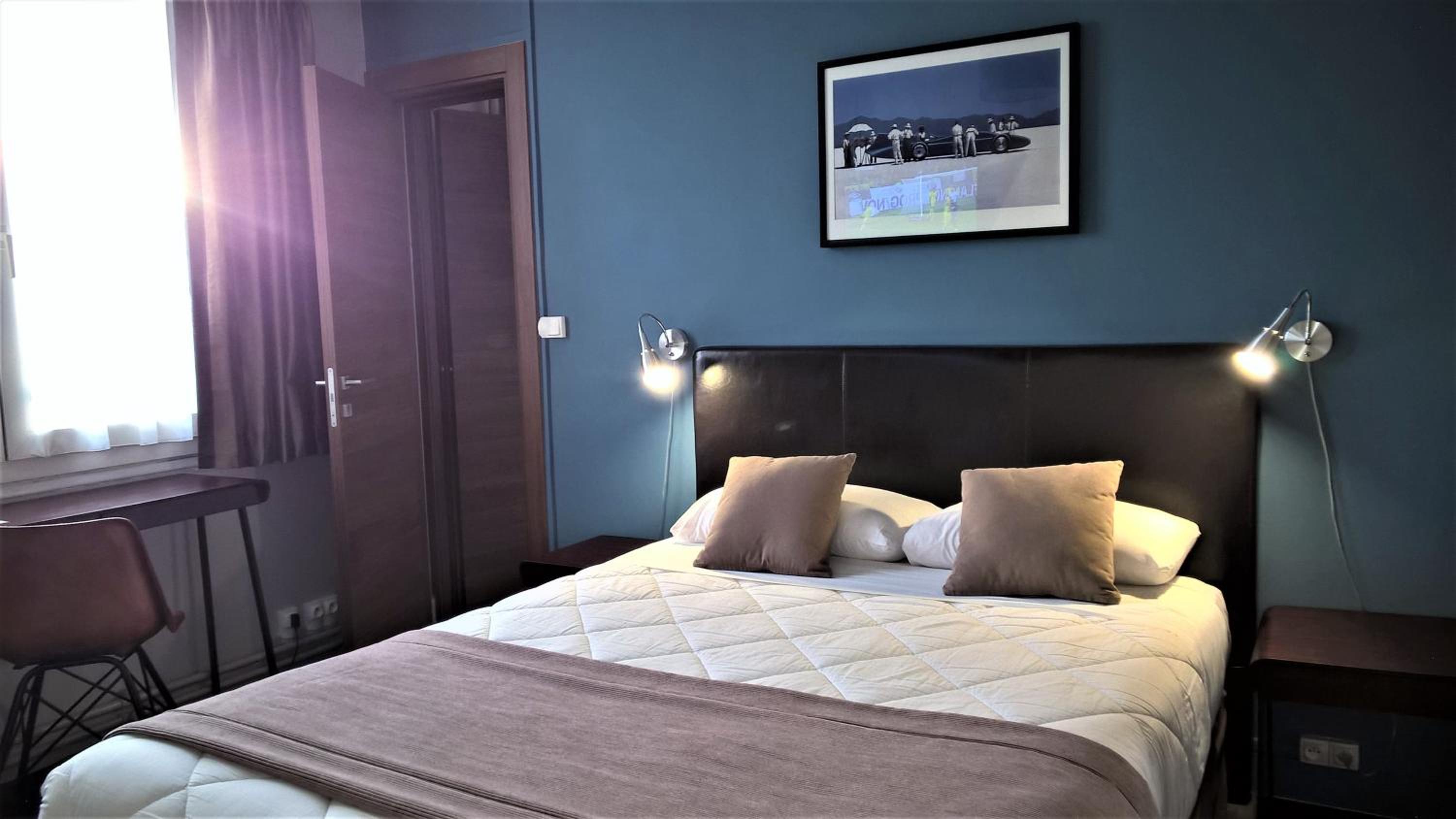 Family Suite (4 Adults) - Photo 1