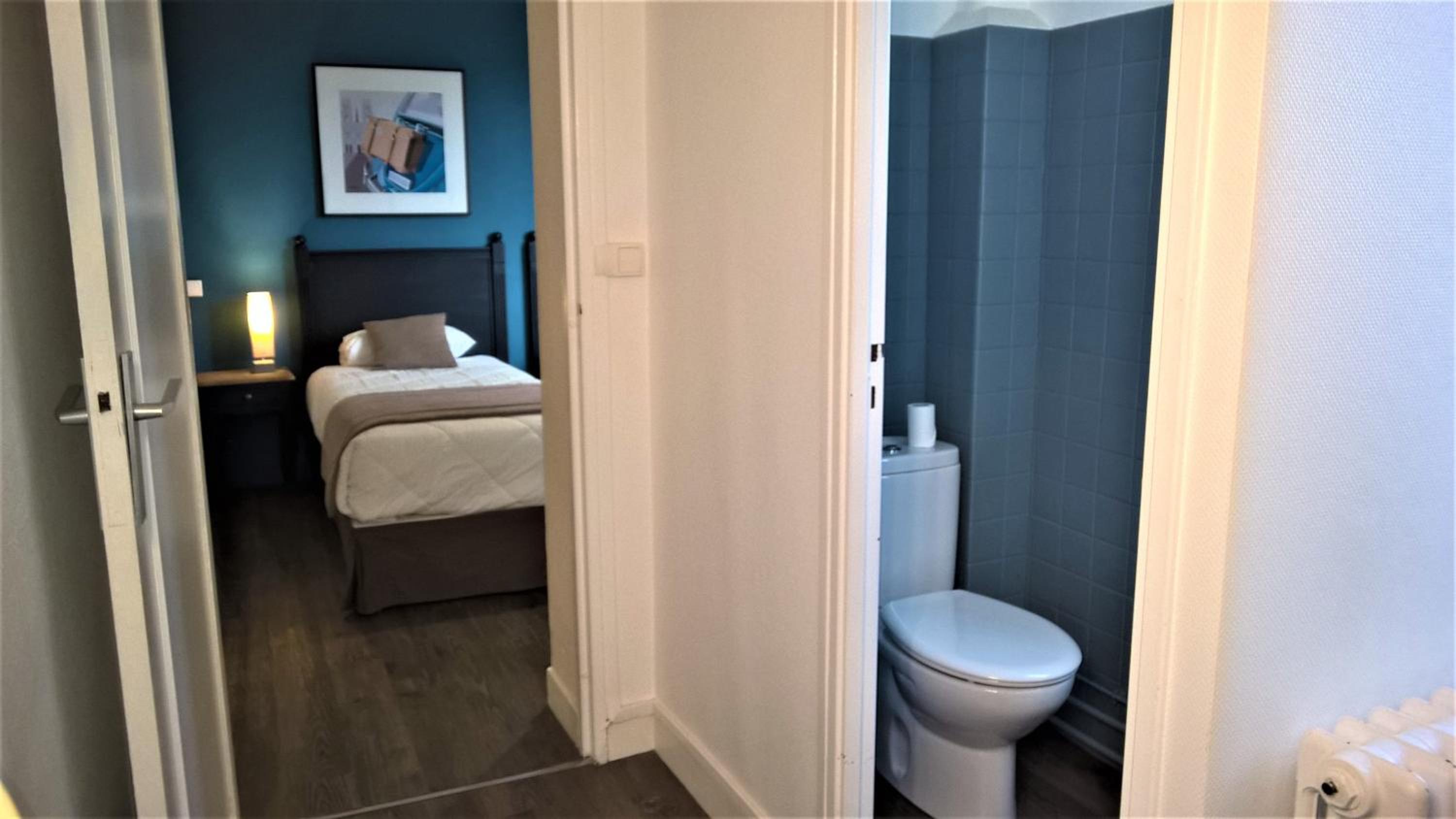 Family Suite (4 Adults) - Photo 5