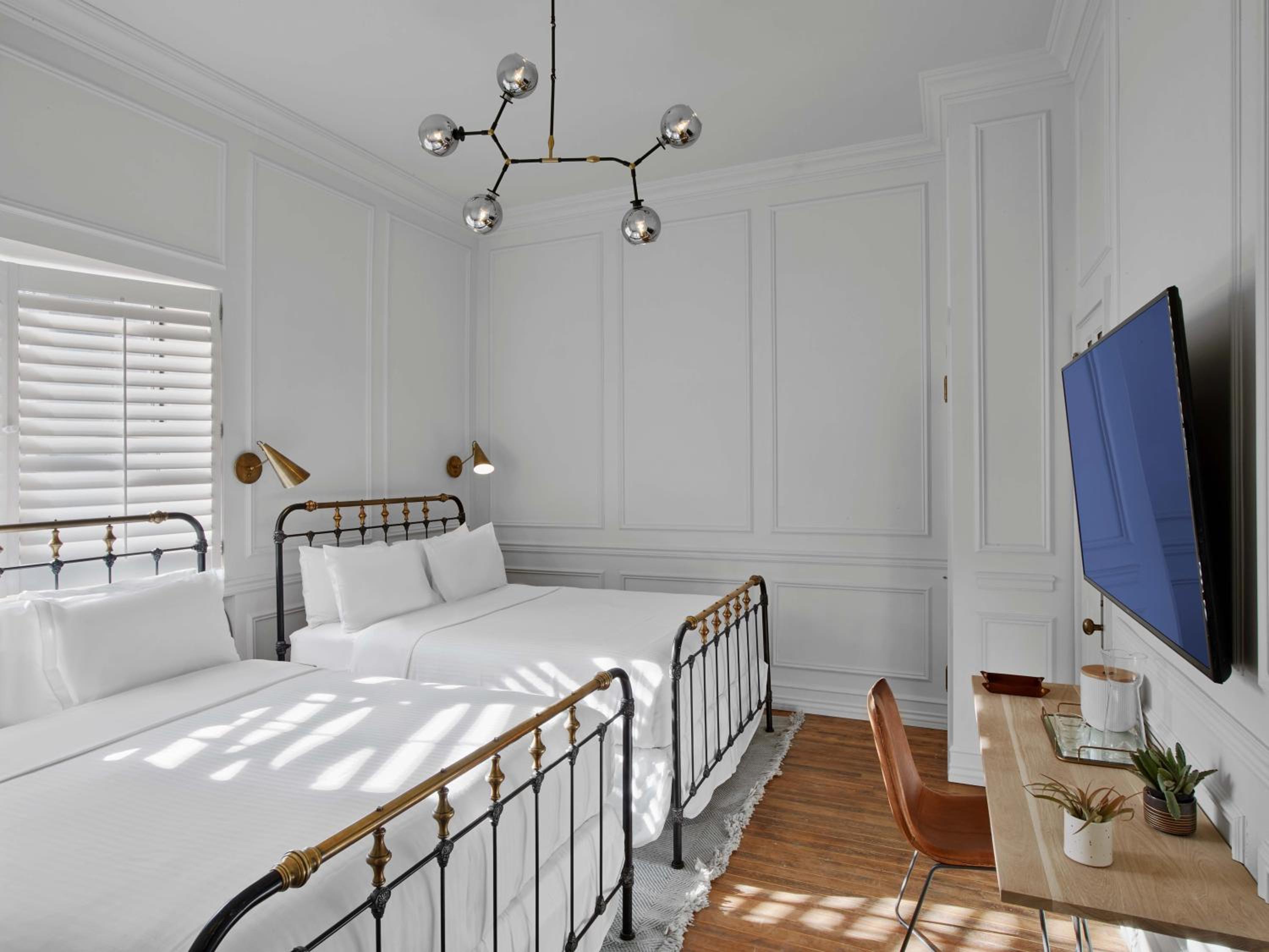 Deluxe Two Queen Beds