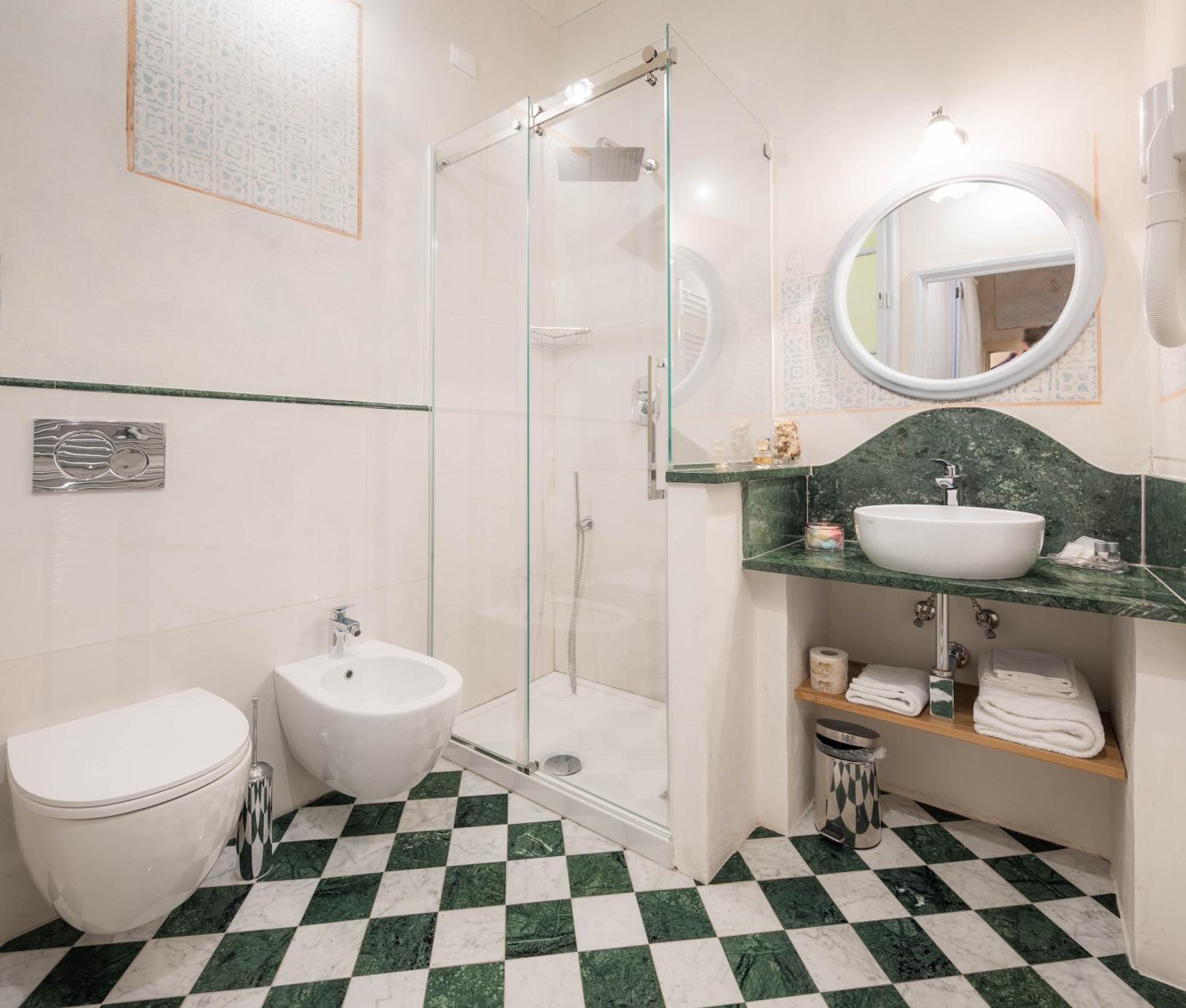 Double or Twin Room photo 3