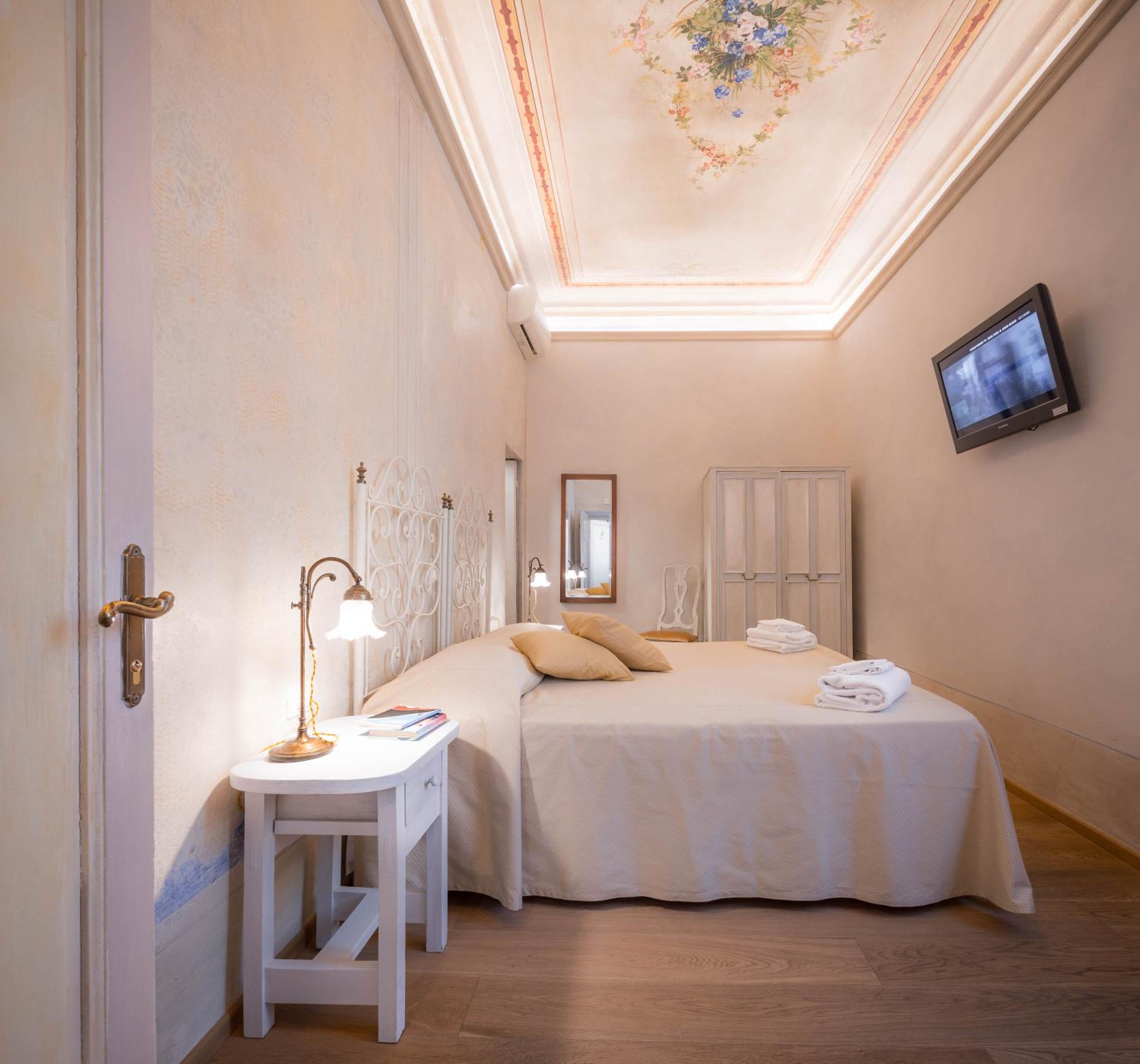 Double or Twin Room photo 1