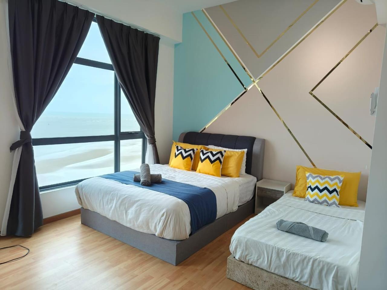 Studio with Sea View
