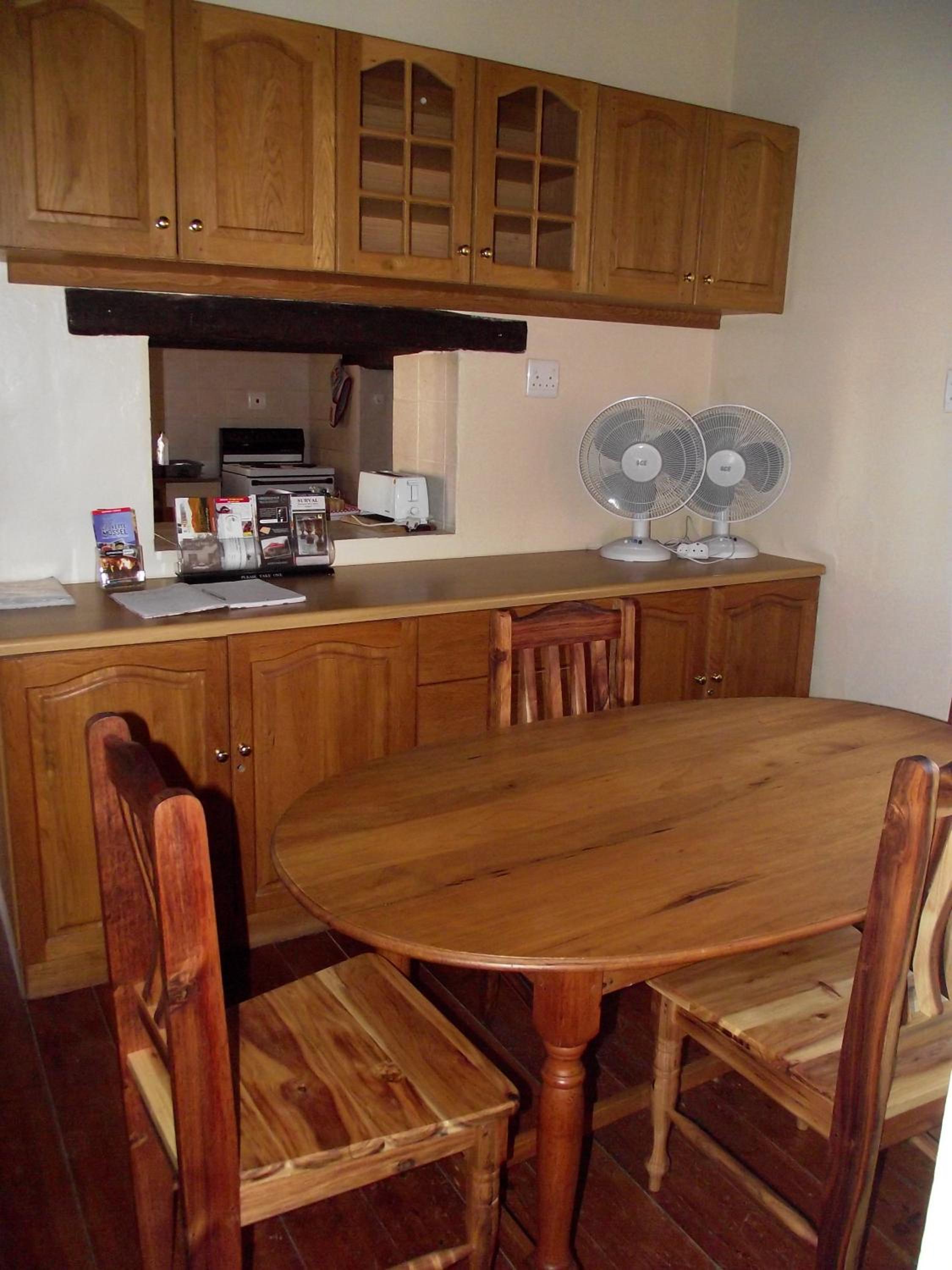 Three-Bedroom House - Photo 12