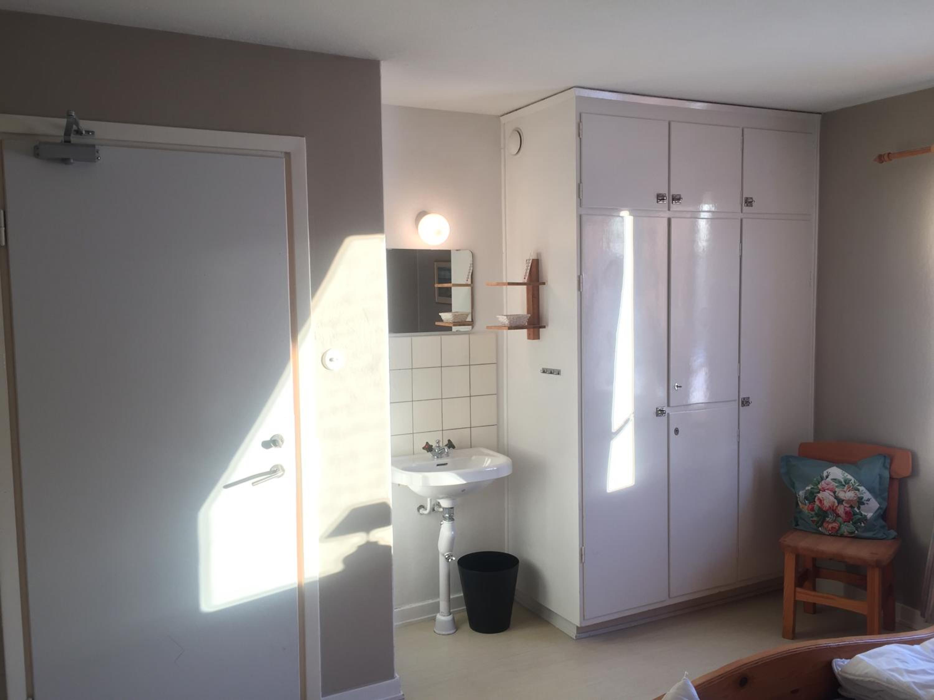 Double Room with Shared Bathroom photo 1