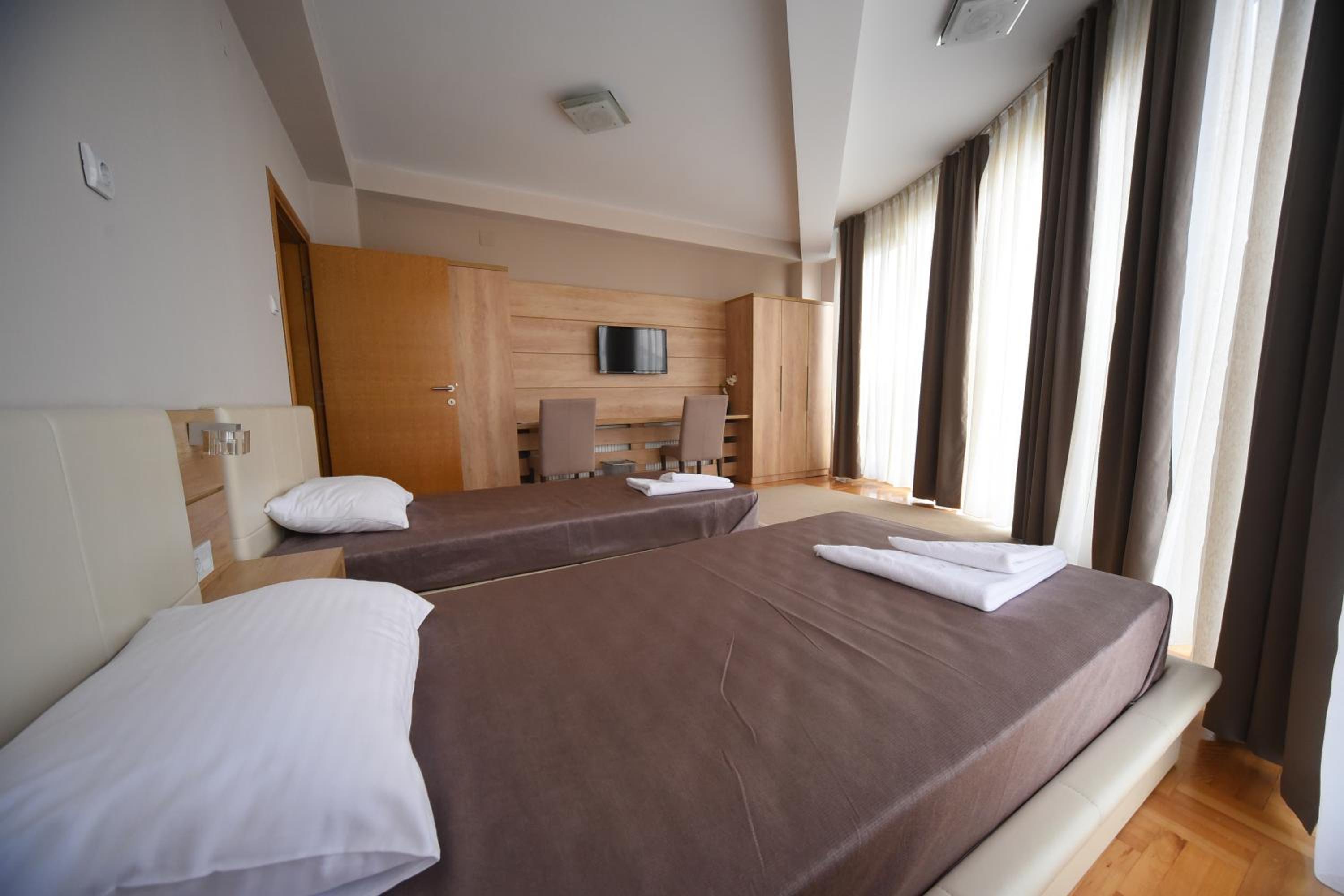 Two-Bedroom Family Suite photo 2