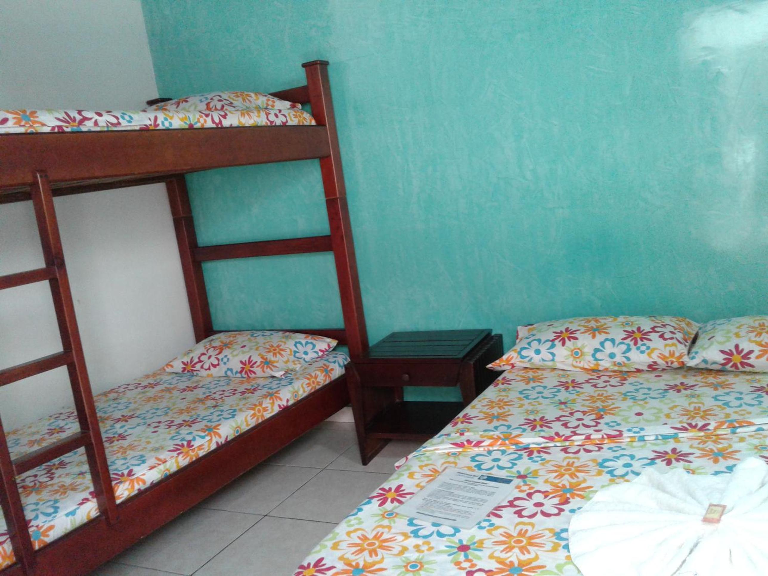 Quadruple Room with Bathroom photo 2
