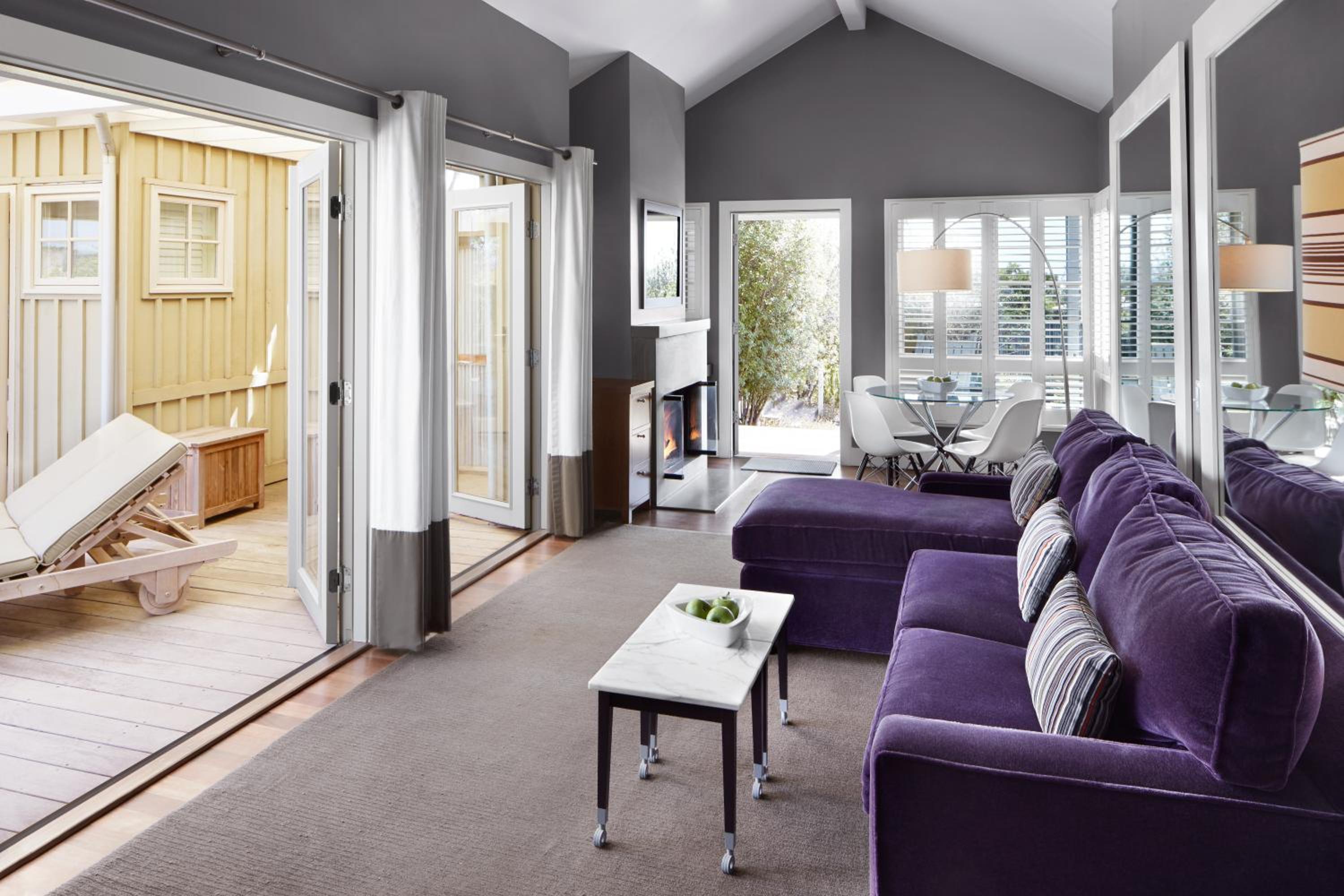 One-Bedroom Suite with Garden View