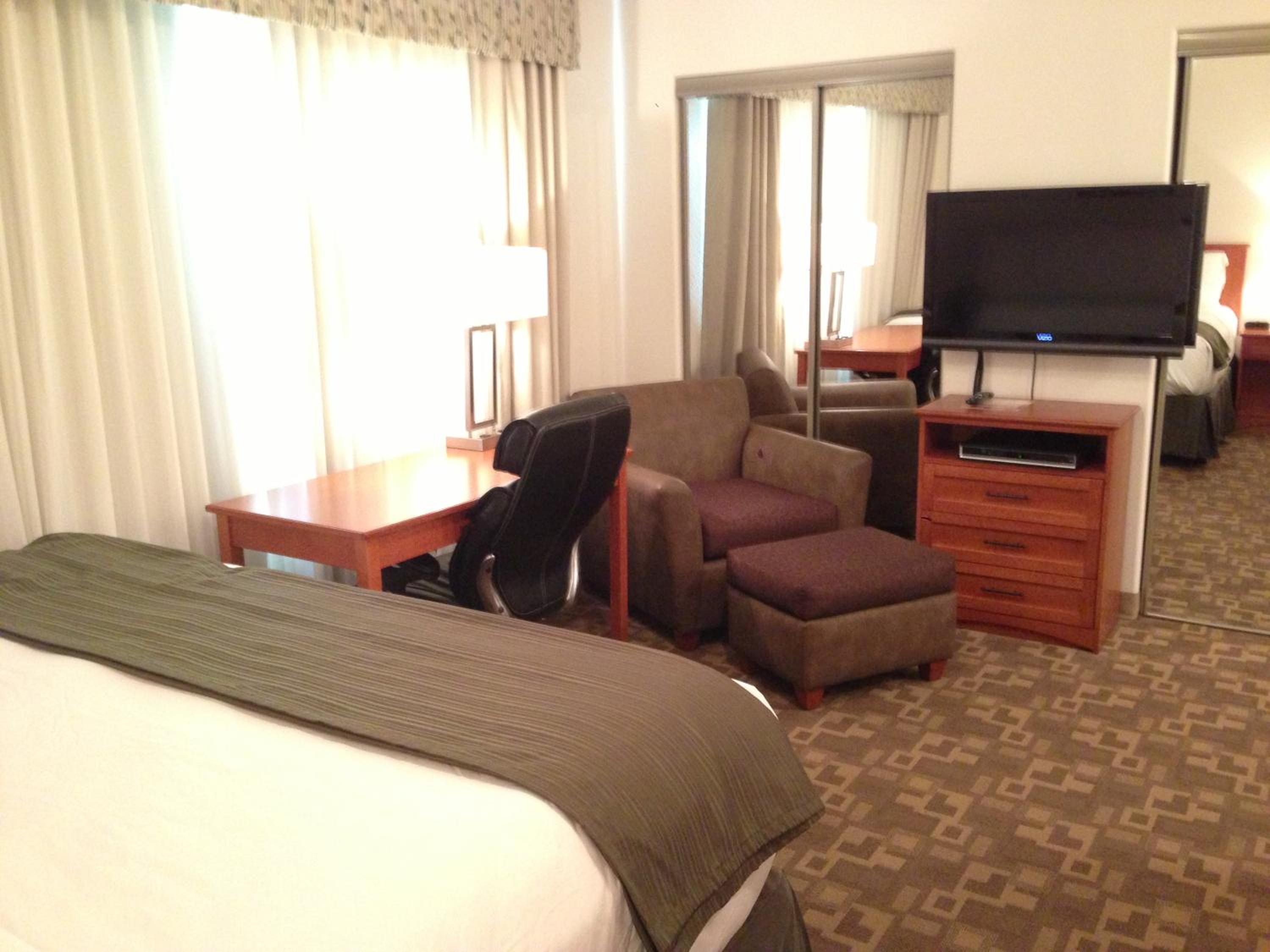 Queen Room - Photo 2