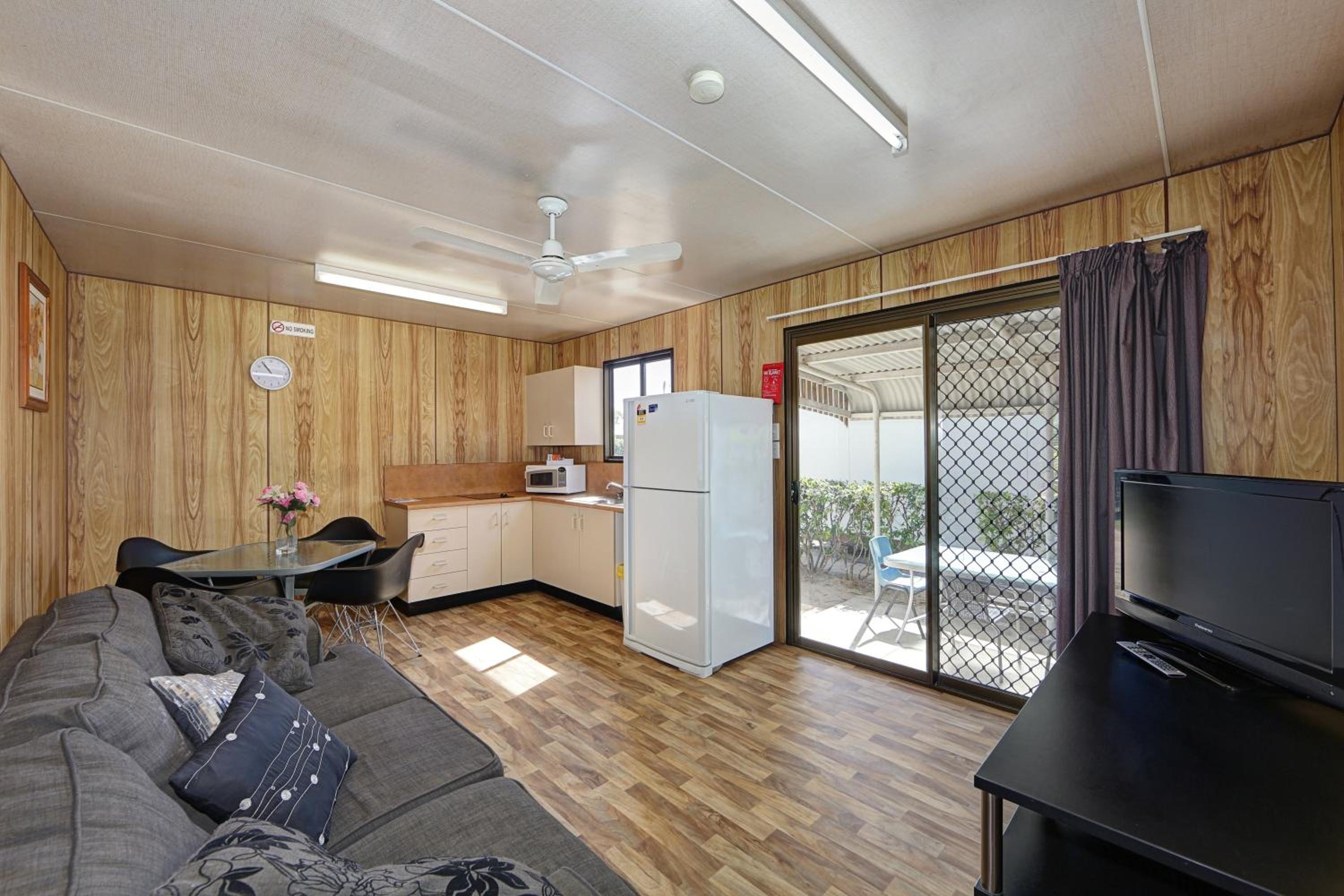 Ensuite Cabin - Photo 4