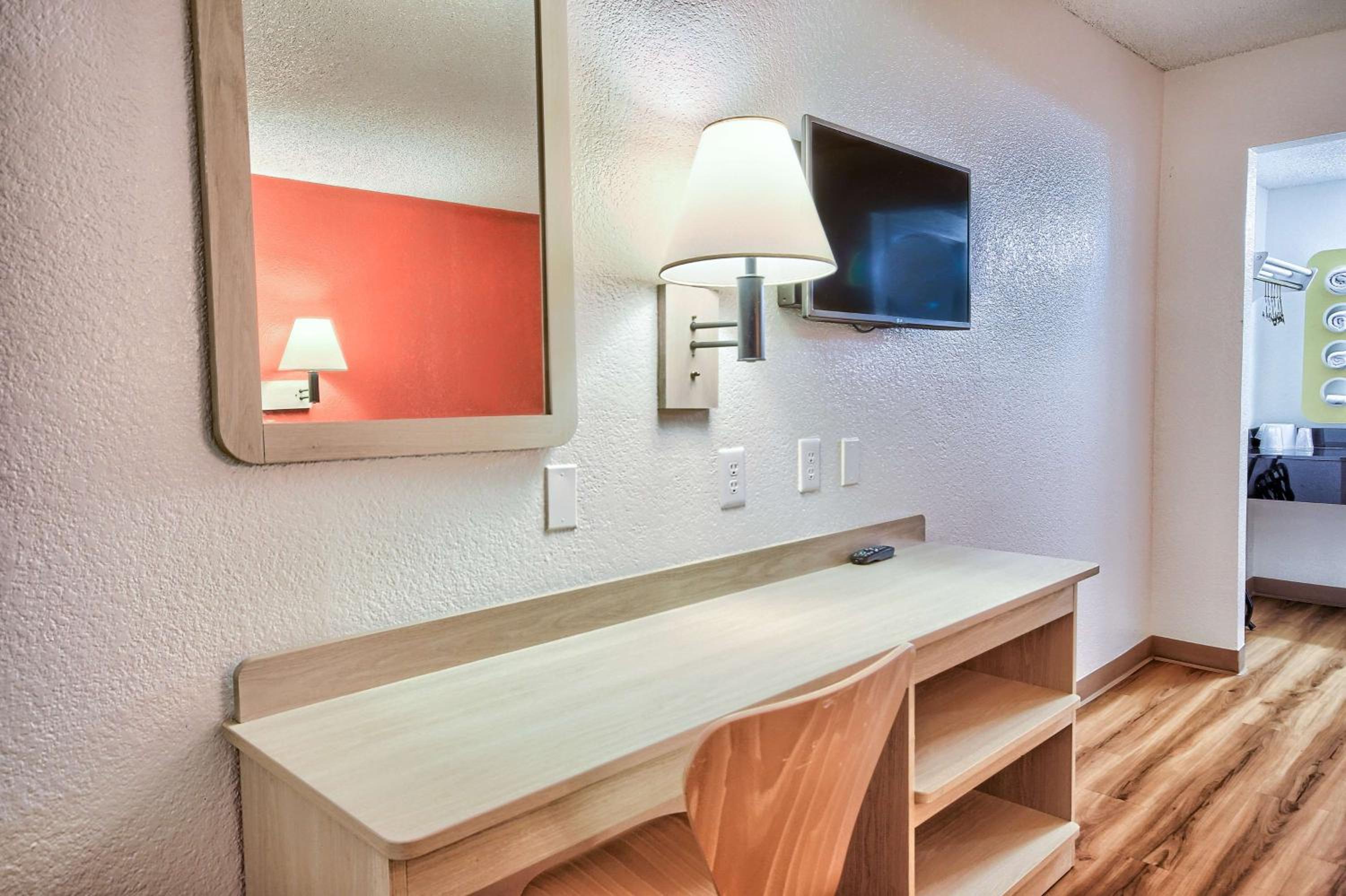 Double Room - Disability Access - Roll In Shower