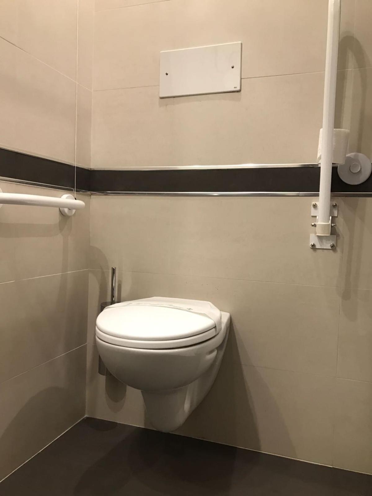 Double Room with Disability Access photo 2