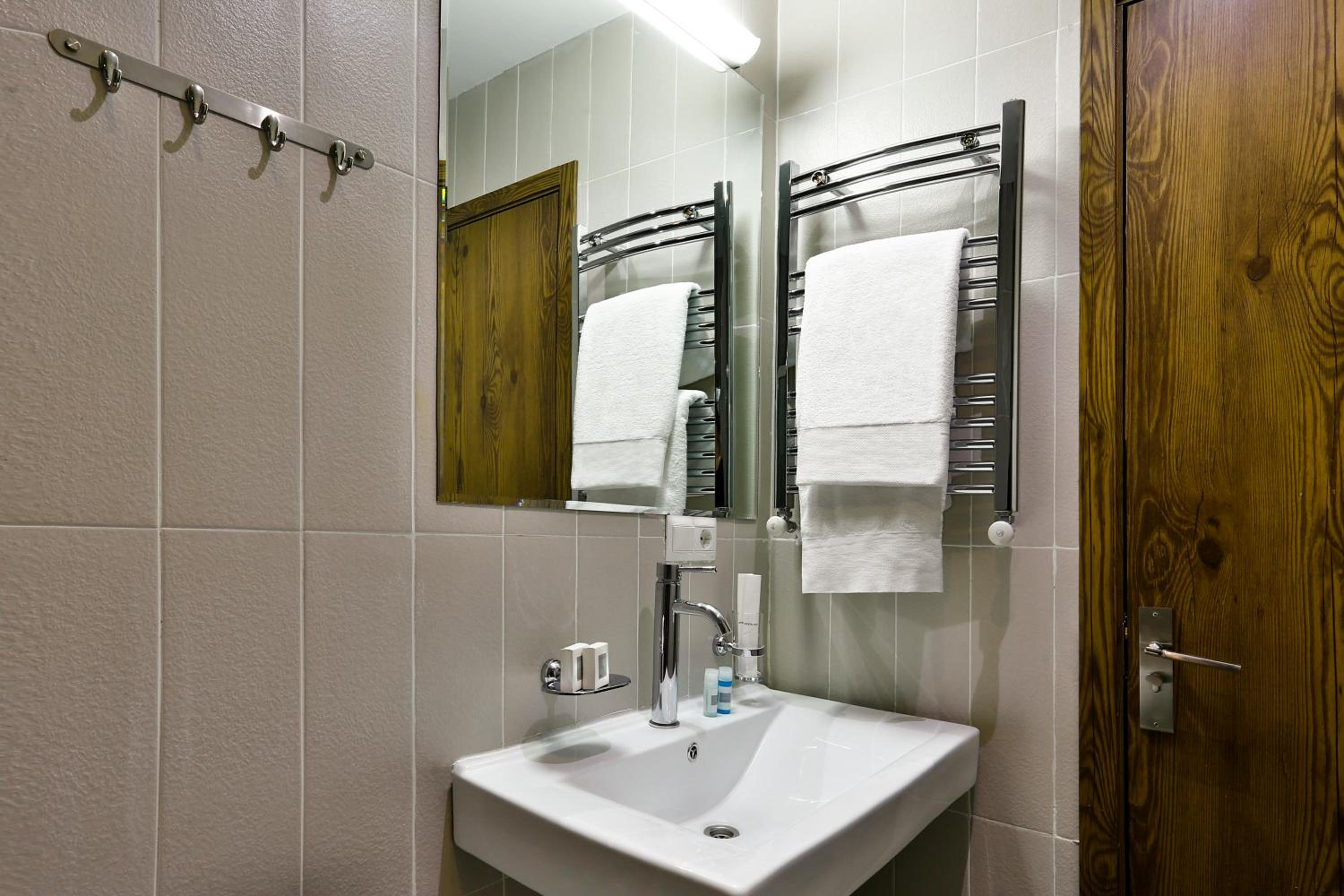 Suite with Balcony photo 3