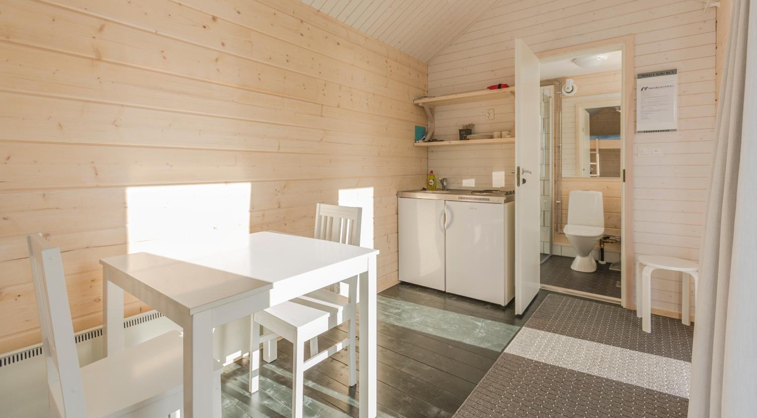 Cottage (4 Adults) - No pets allowed - Photo 7