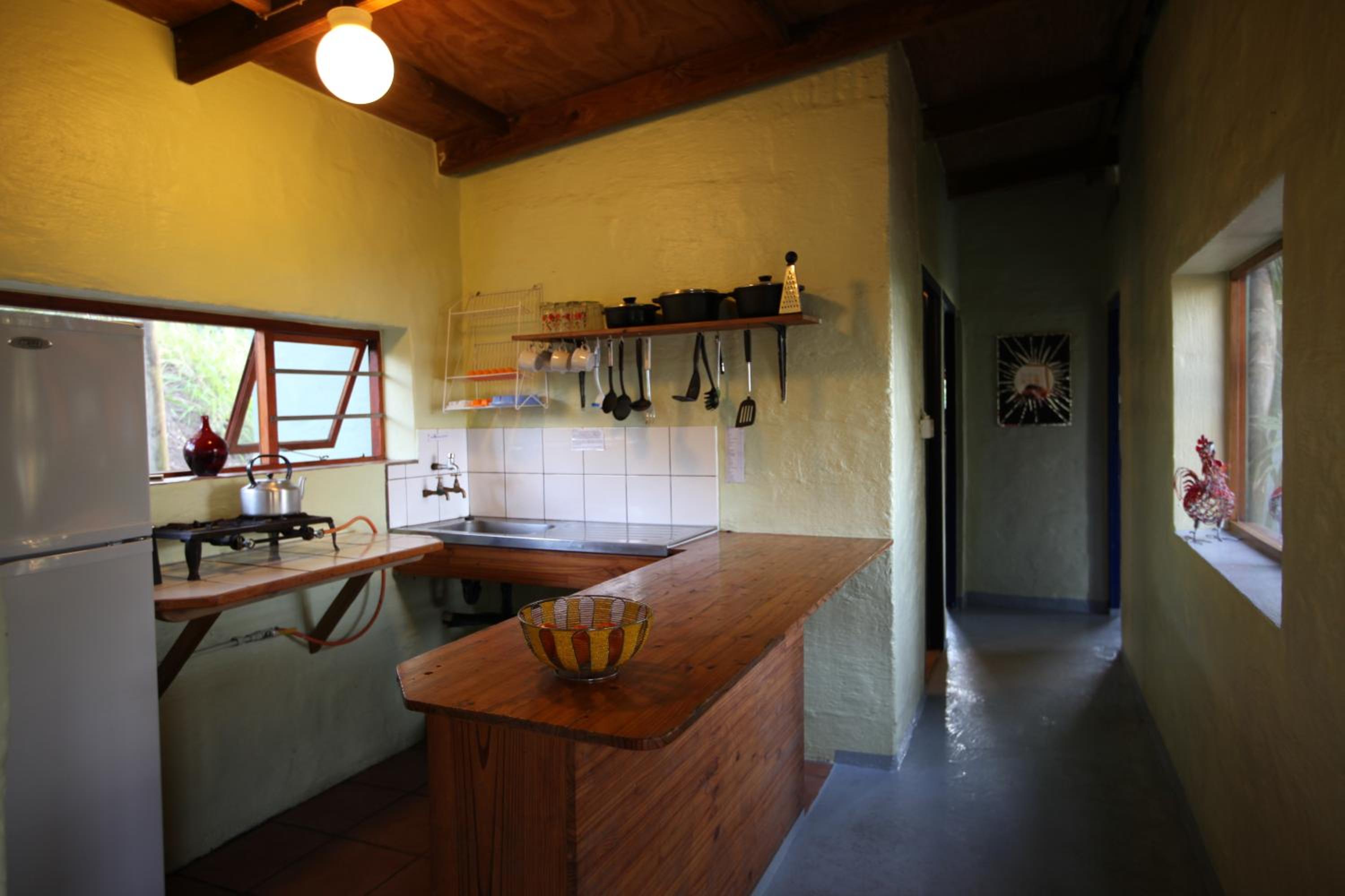 Two-Bedroom Cottage - Photo 4