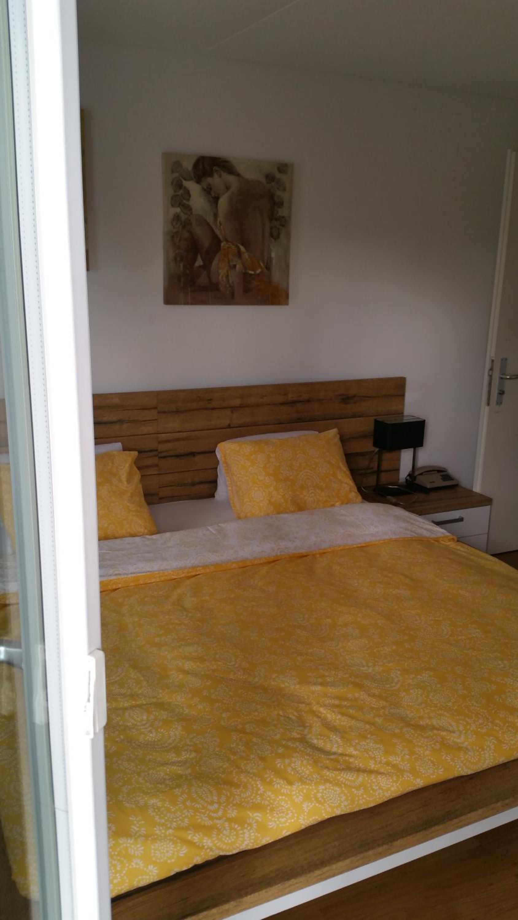 Double Room - Photo 4