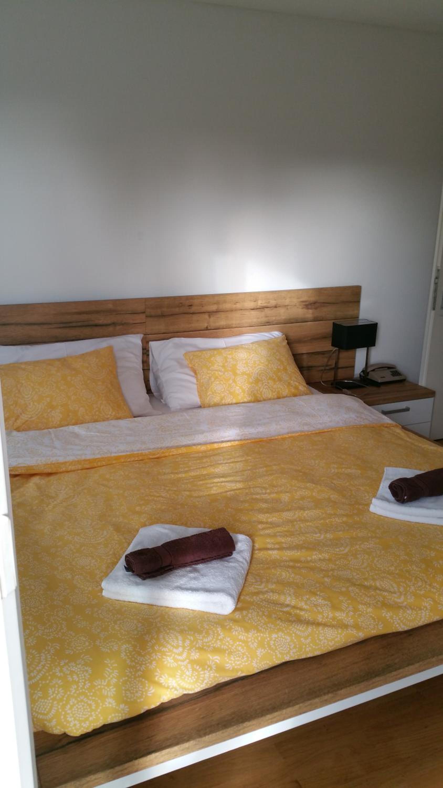 Double Room - Photo 2
