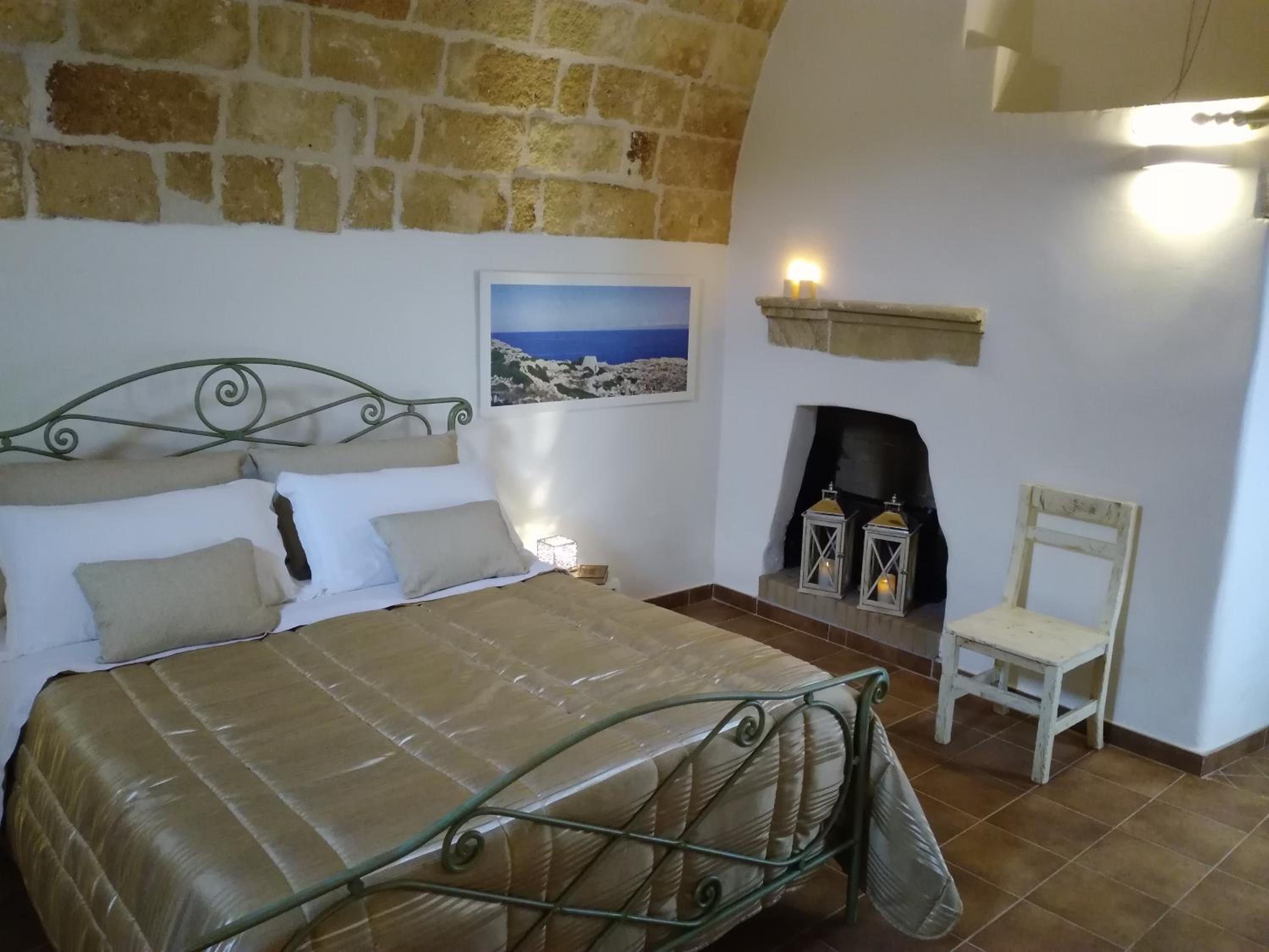 Large Double Room photo 1