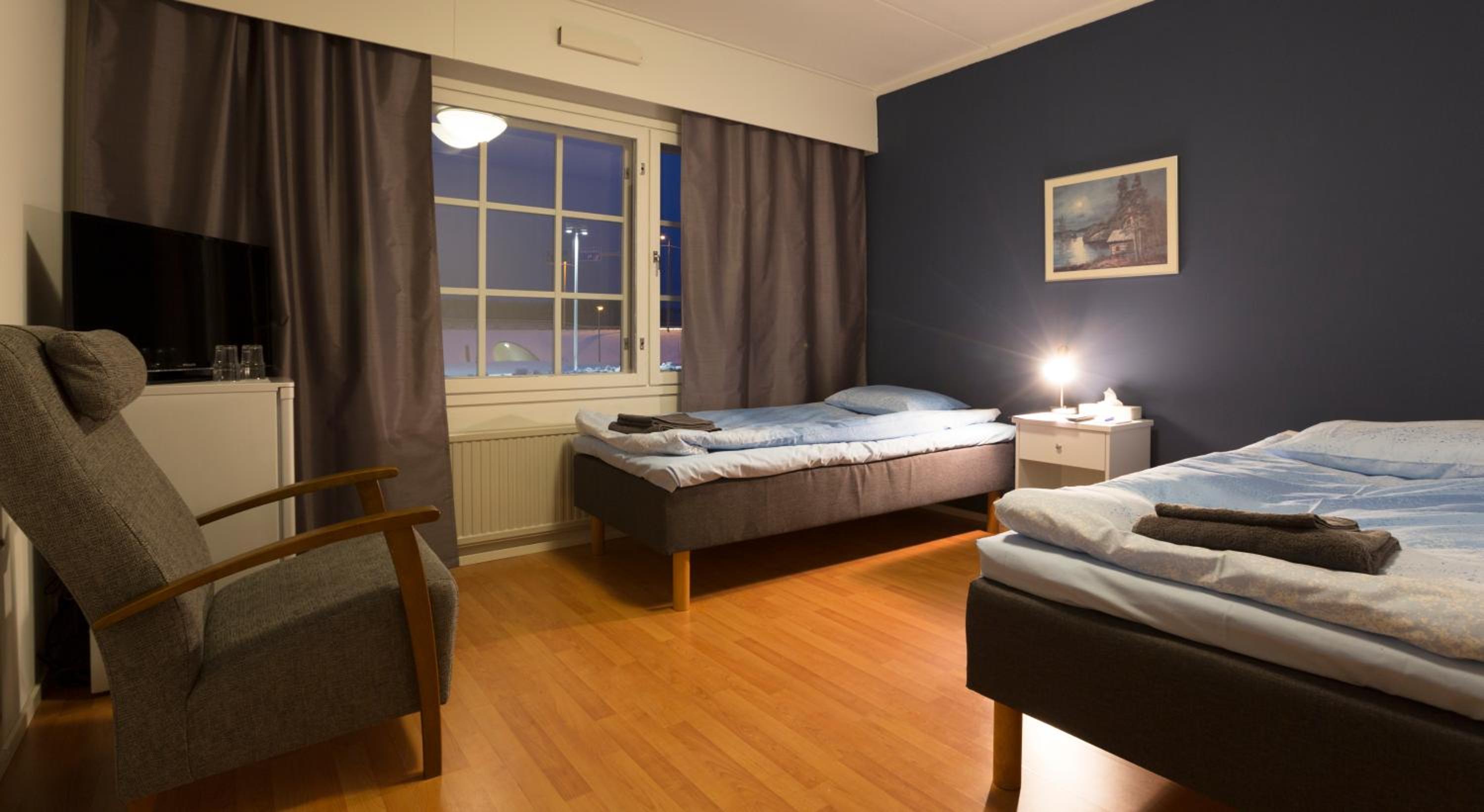 Economy Twin Room - Annex - No pets allowed - Photo 1