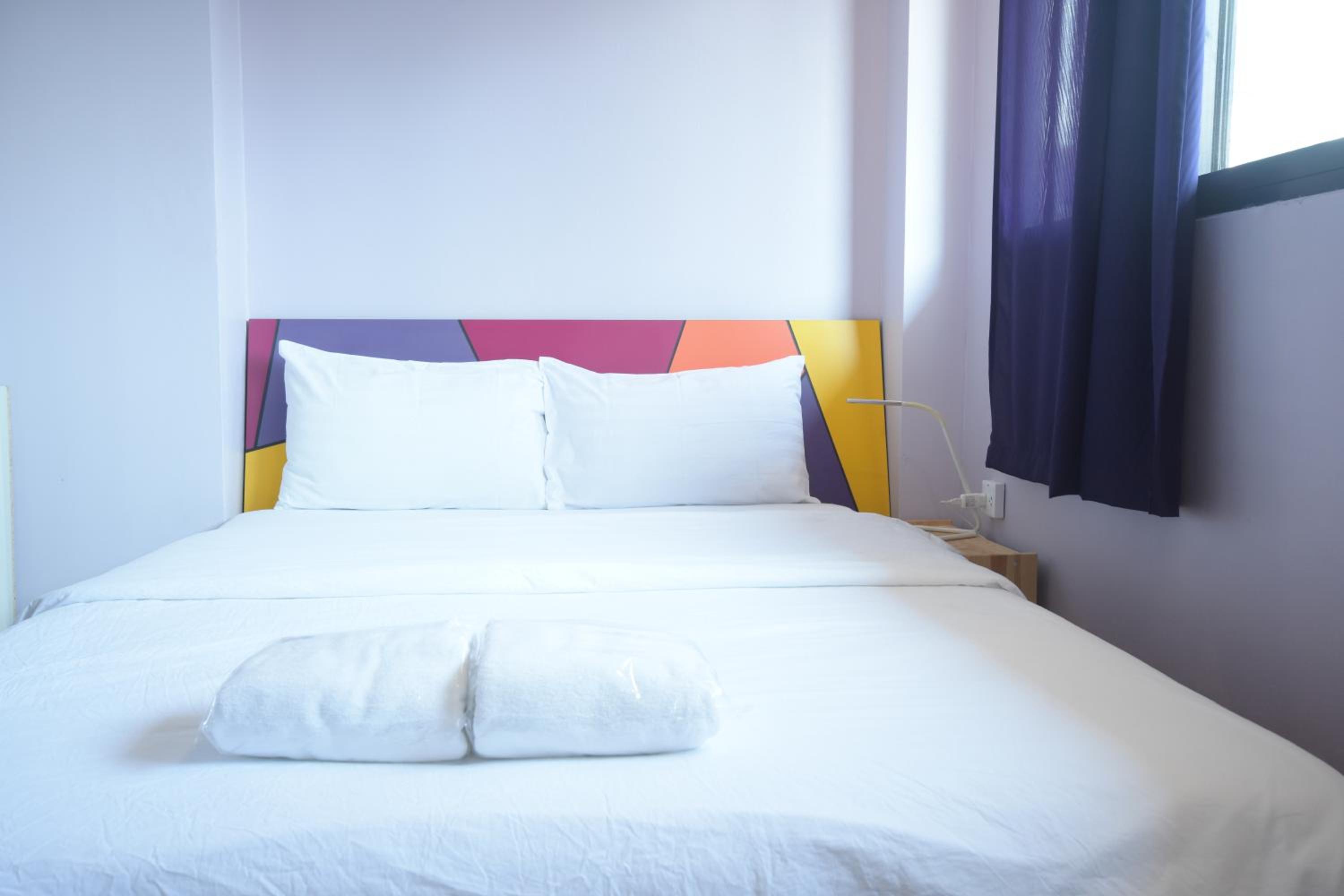 Double Room with Shared Bathroom photo 2