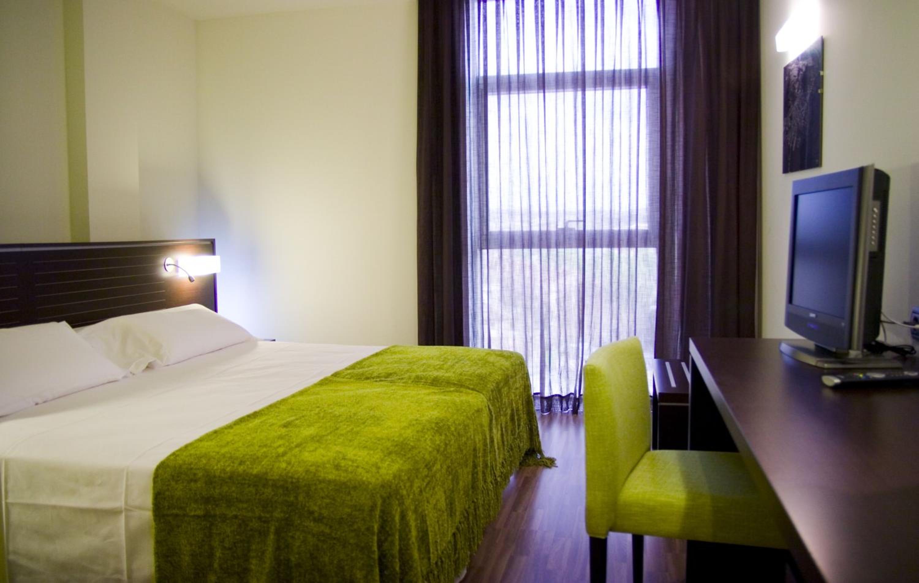 Suite (2 adultos + 2 niños)