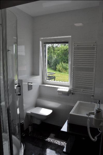 Triple Room with Balcony - Photo 2