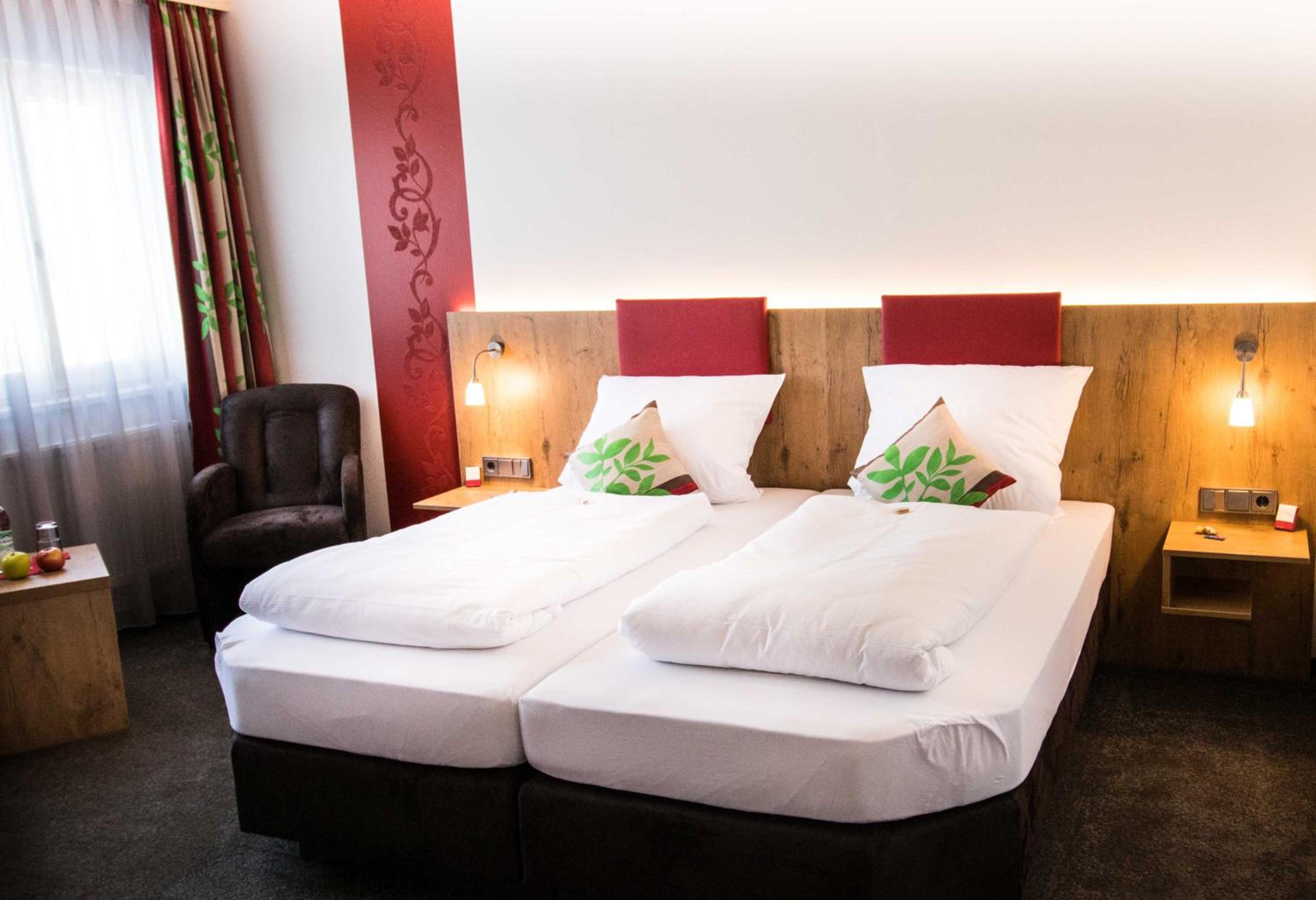 Double or Twin Room - Photo 1