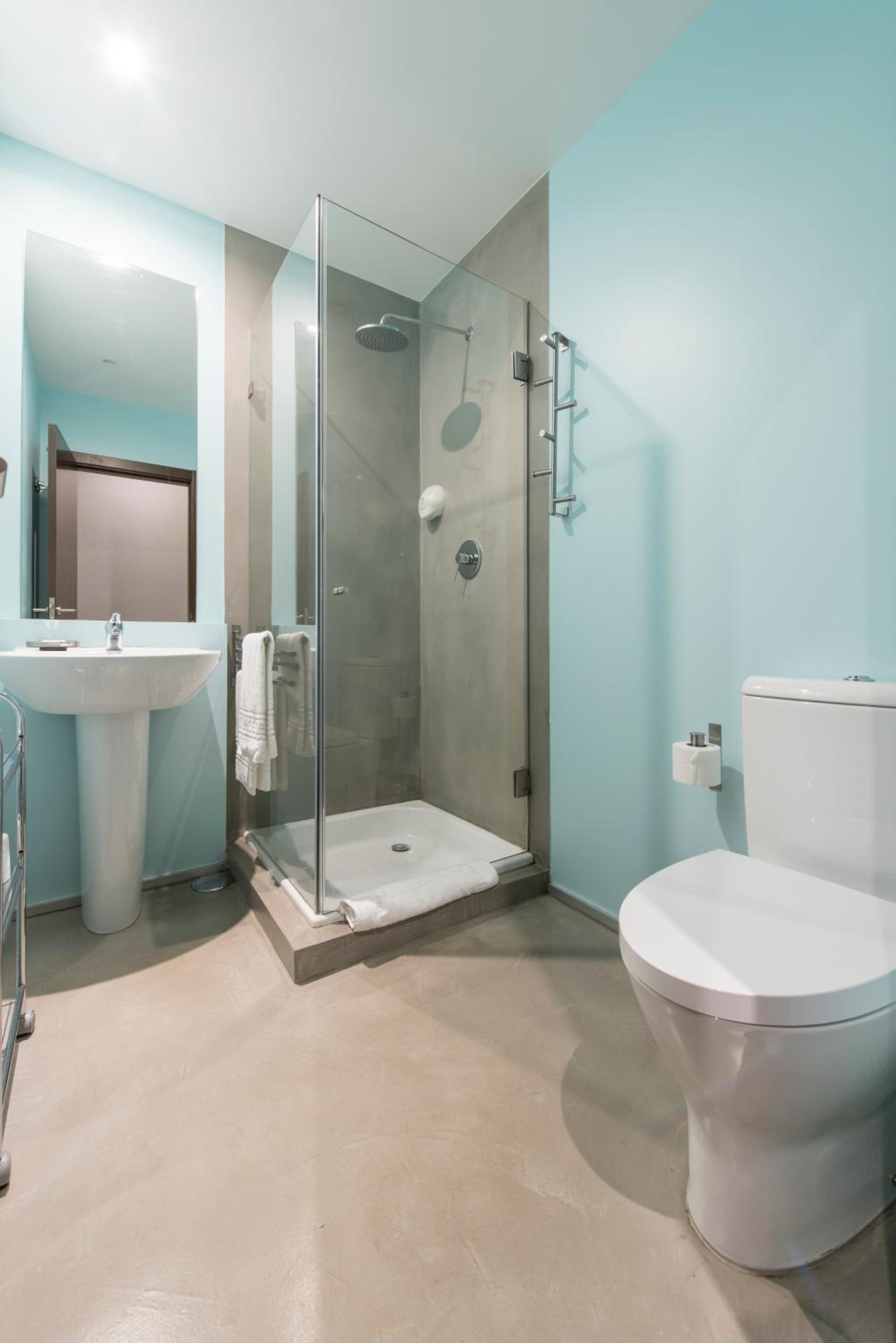 Superior Double or Twin Room - Photo 12