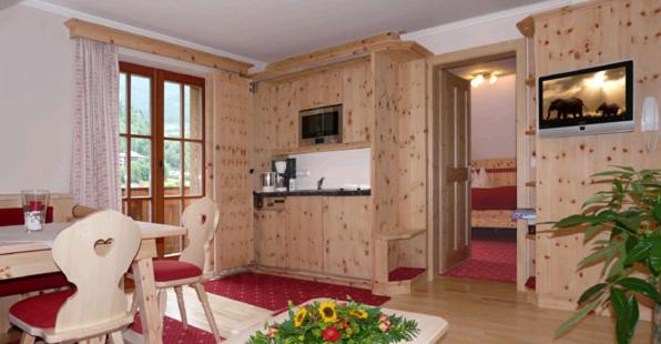 Special Offer - Apartment with Balcony (4 Adults) photo 1