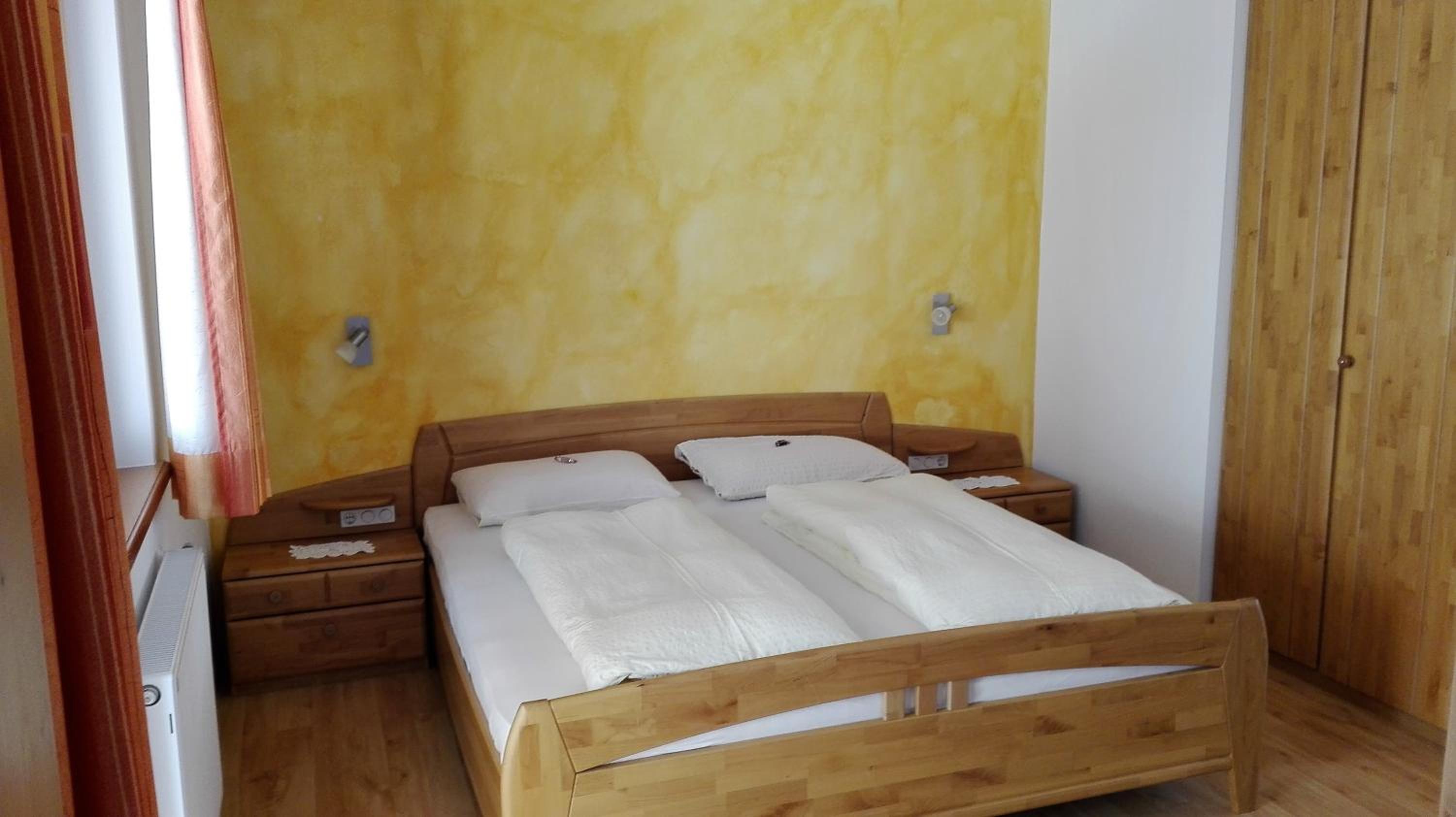 One-Bedroom Apartment forest view