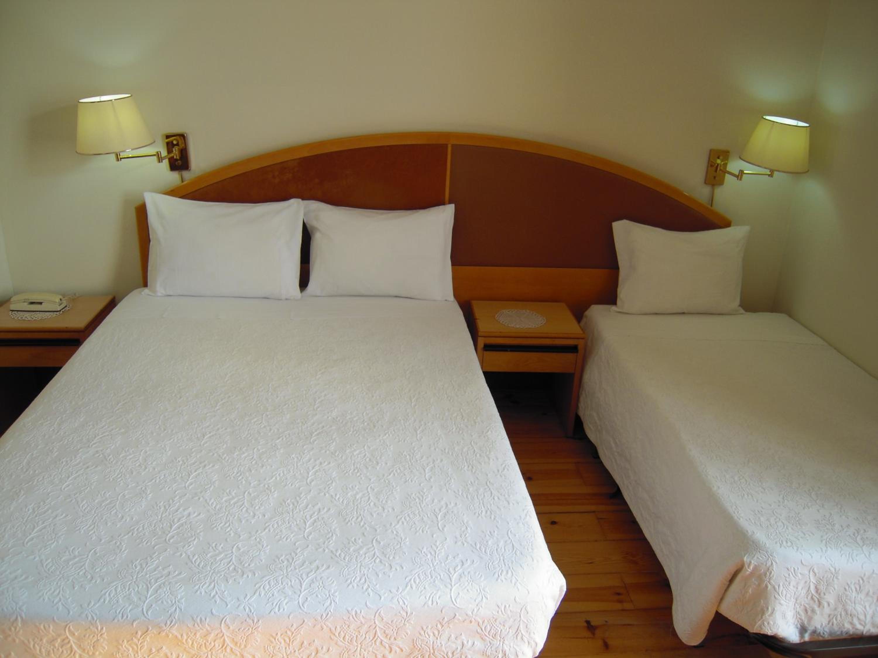 Double Room with Individual Extra Bed - Photo 6