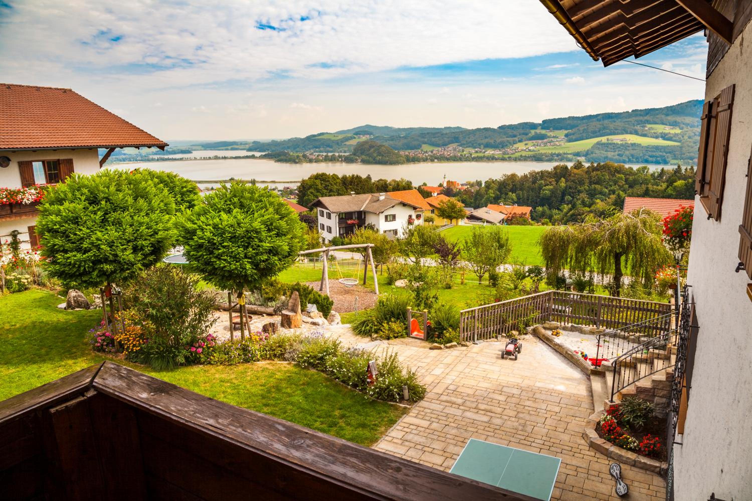 Double Room with Balcony and Lake View photo 1