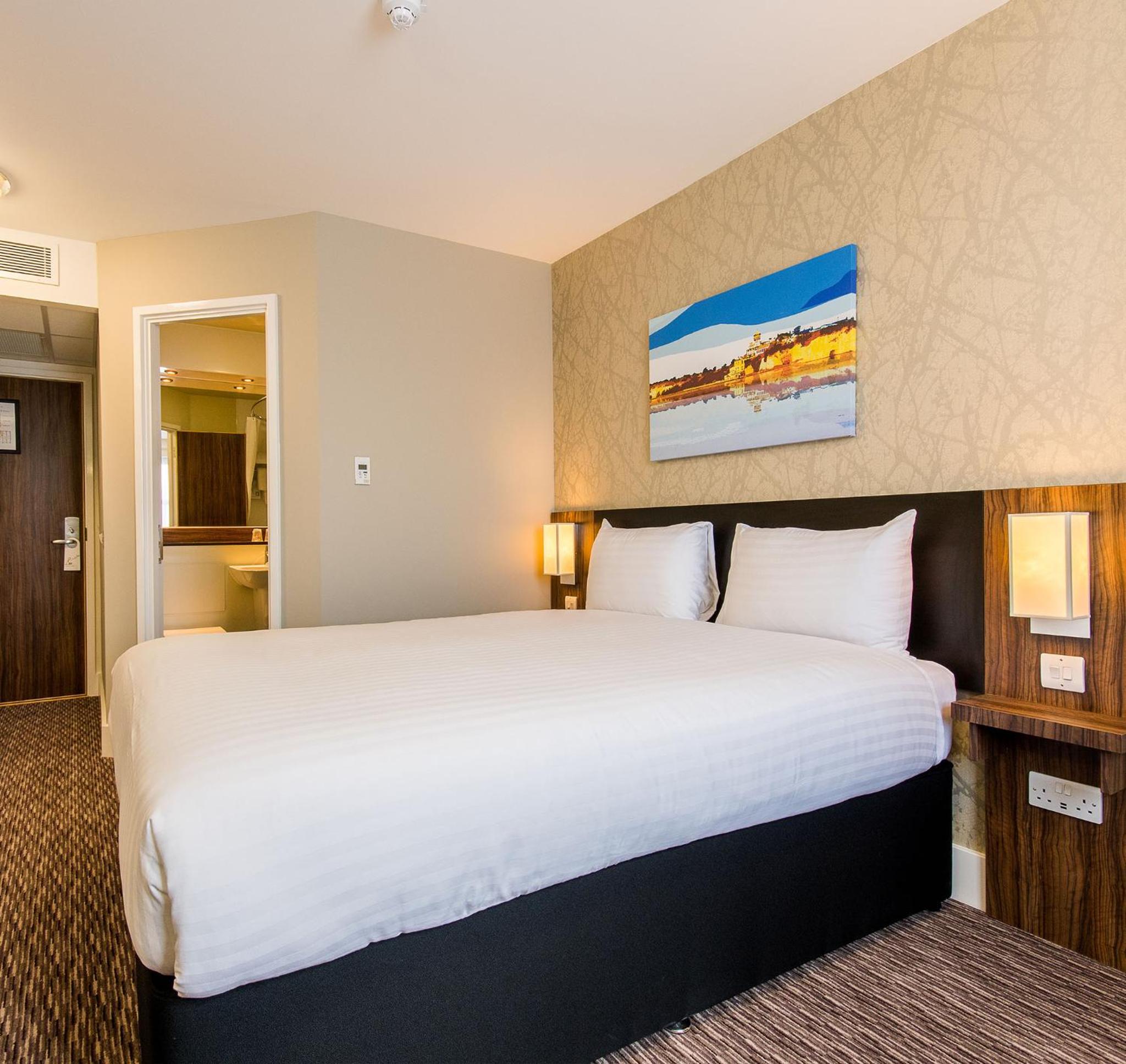 Double or Twin Room - Photo 1