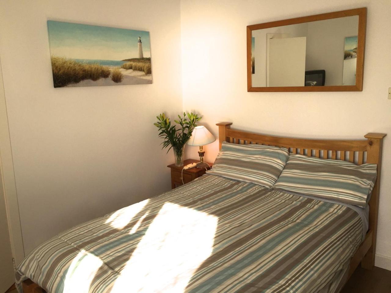 Deluxe Double Room with Side Sea View photo 3