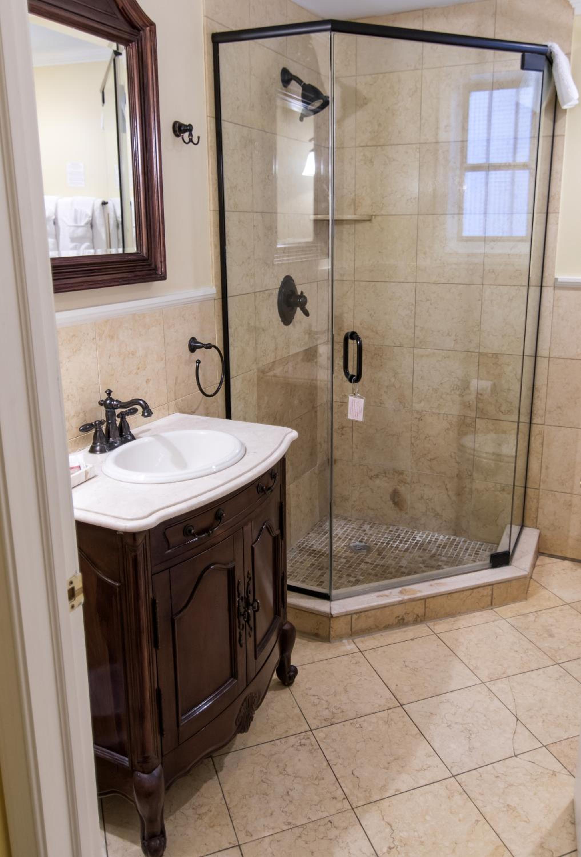One-Bedroom Suite #4