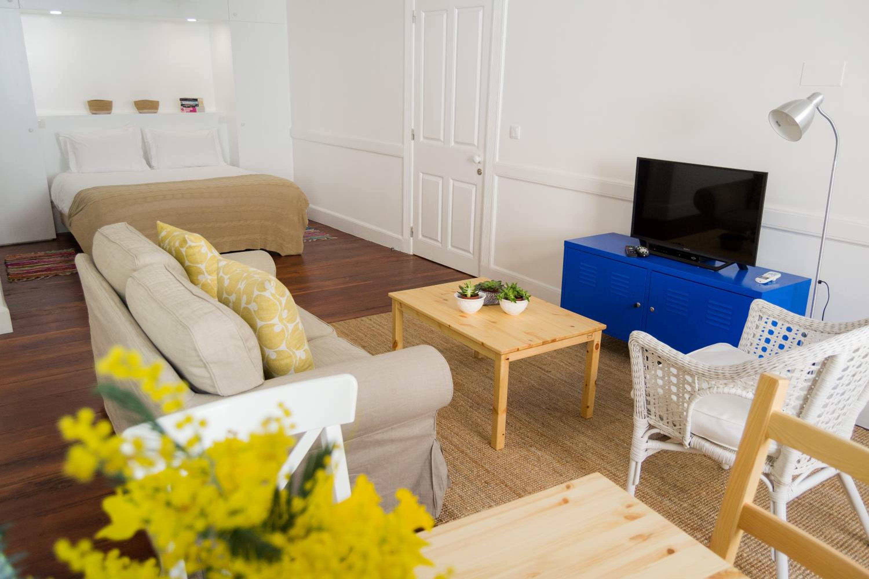 Studio Apartment