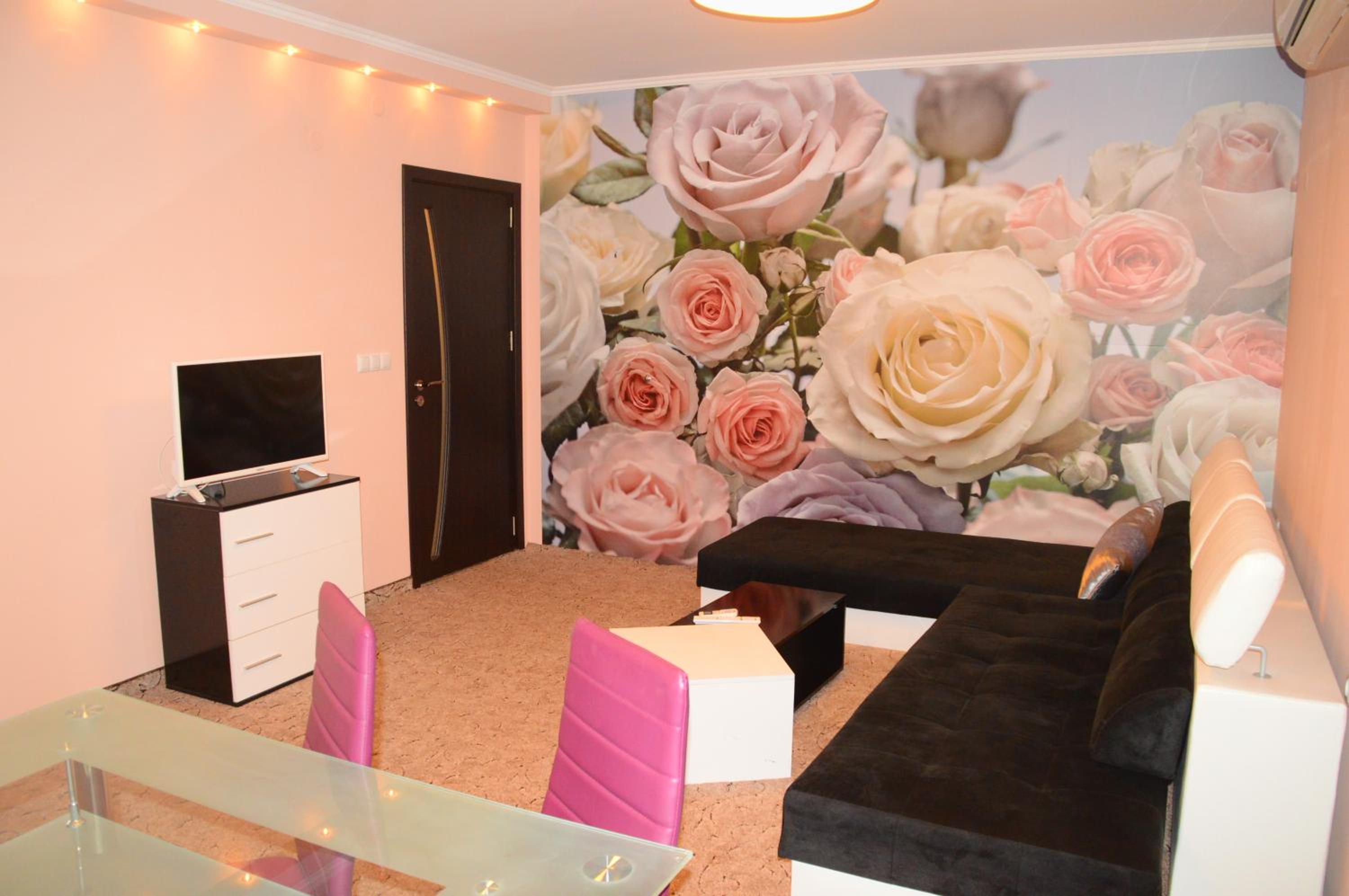 One-Bedroom Apartment - Photo 8