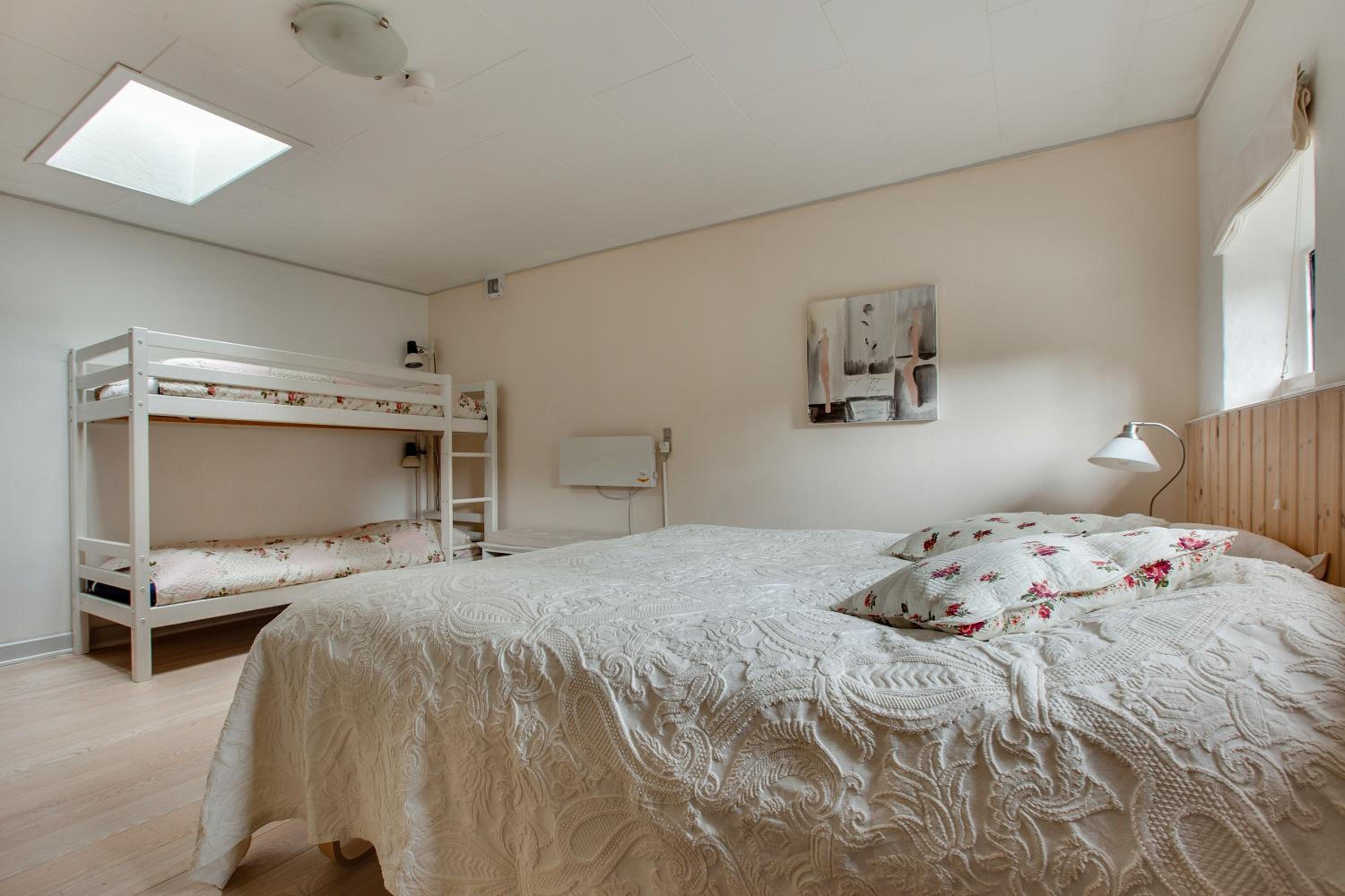 Two-Bedroom Apartment photo 3