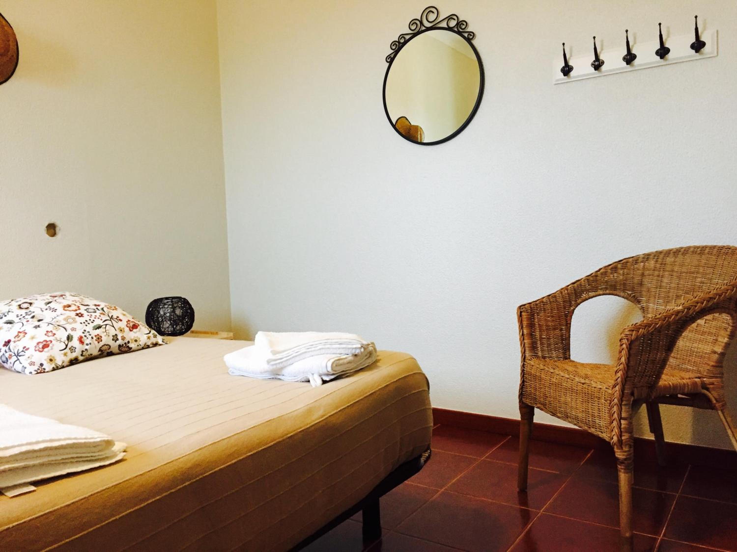 Standard Double Room - Photo 5