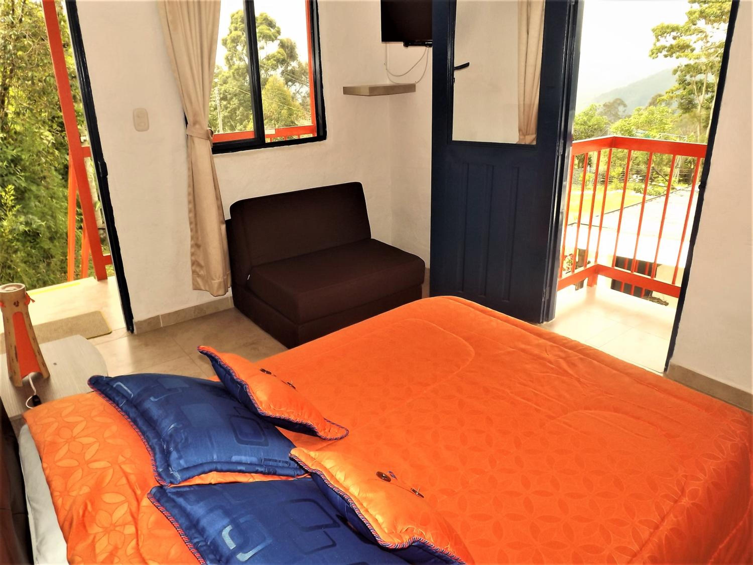 Double Room with Balcony and Private Bathroom photo 1