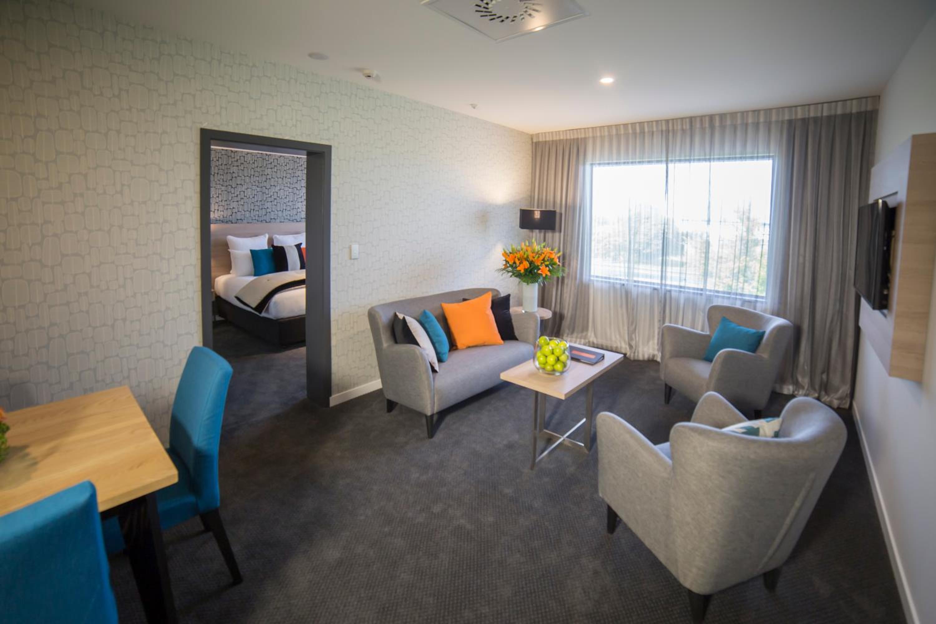 Premium Suite - Photo 3