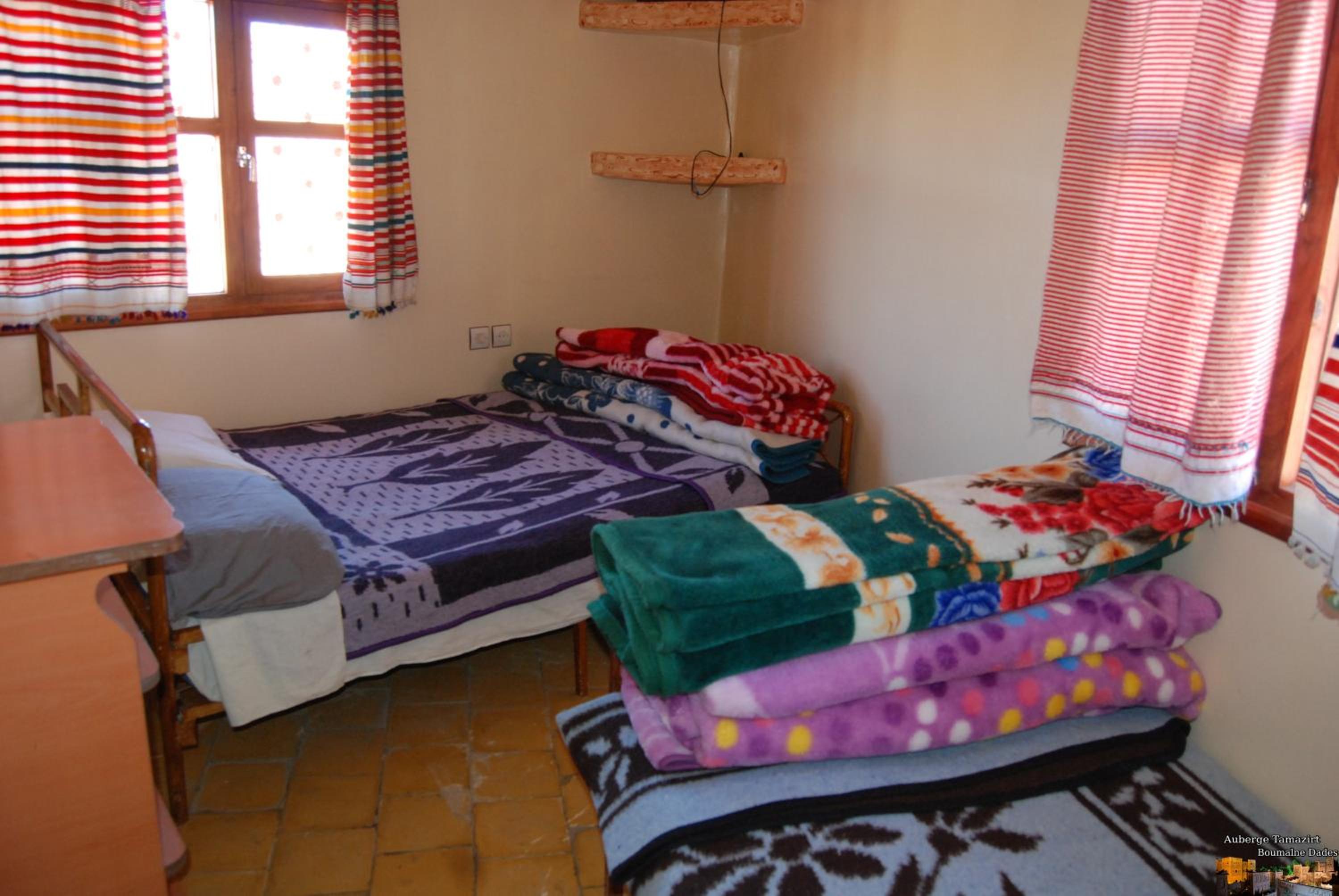 Family Room with Private Bathroom - Photo 26