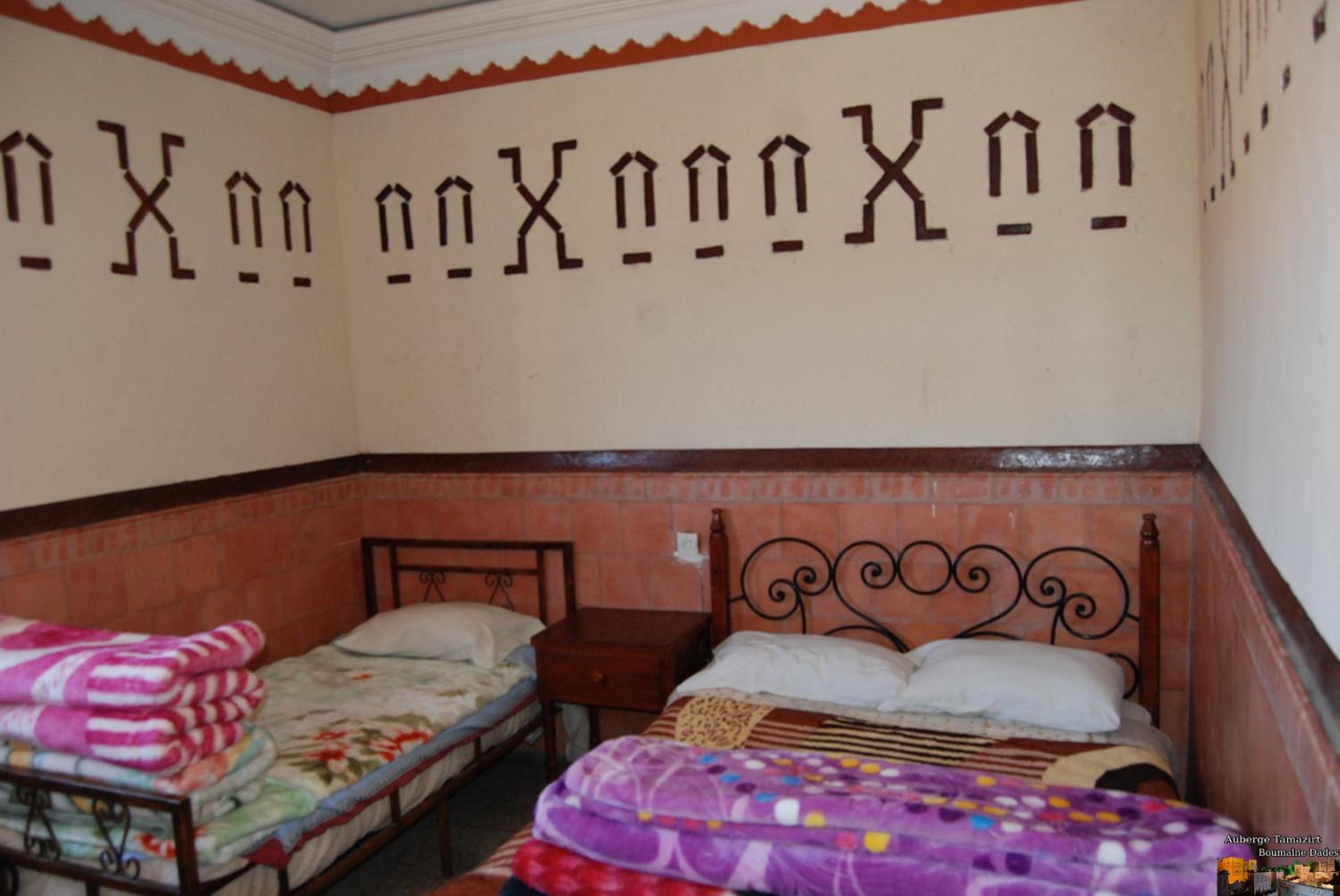 Triple Room with Private Bathroom - Photo 9